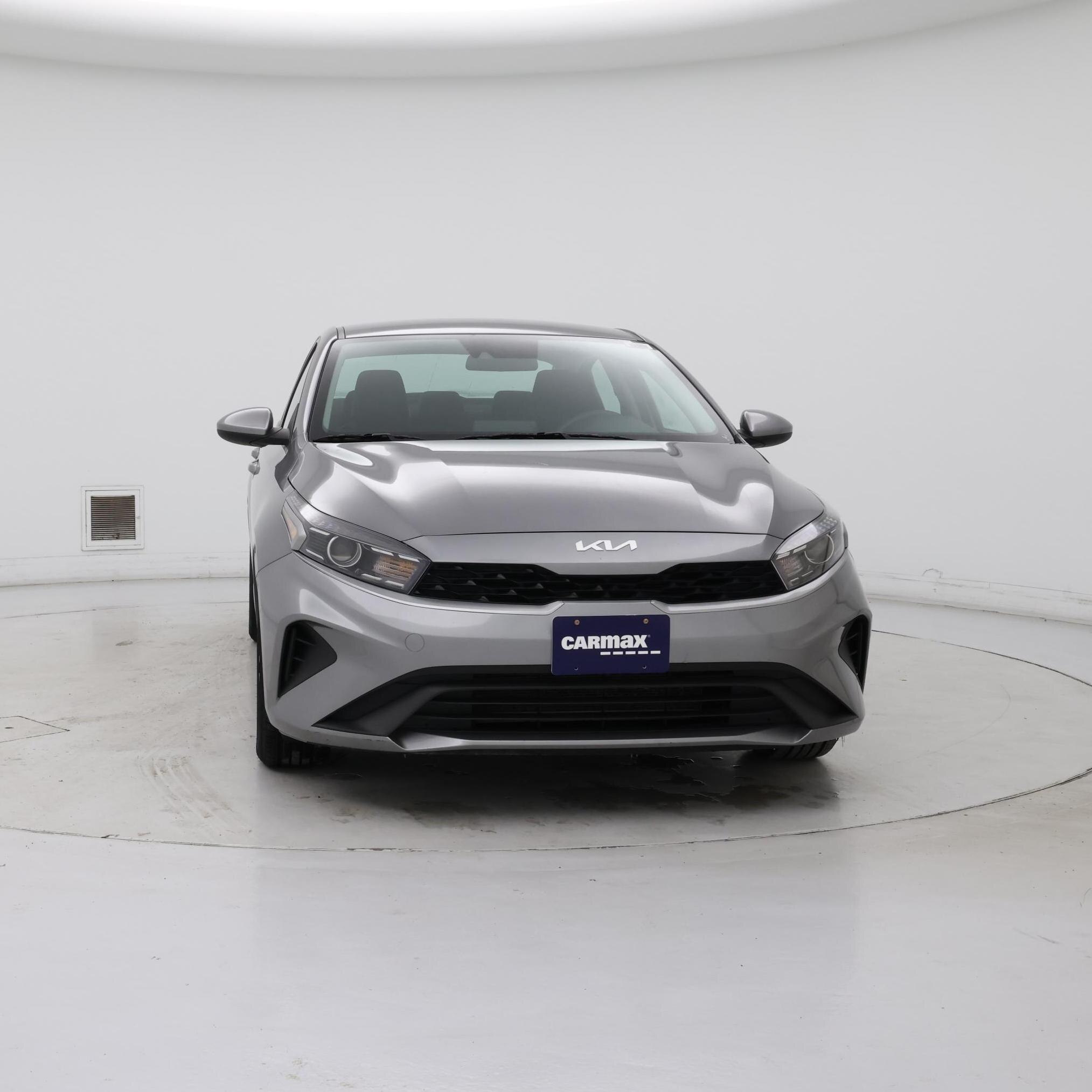 Thumbnail: 2024 Kia Forte - 5