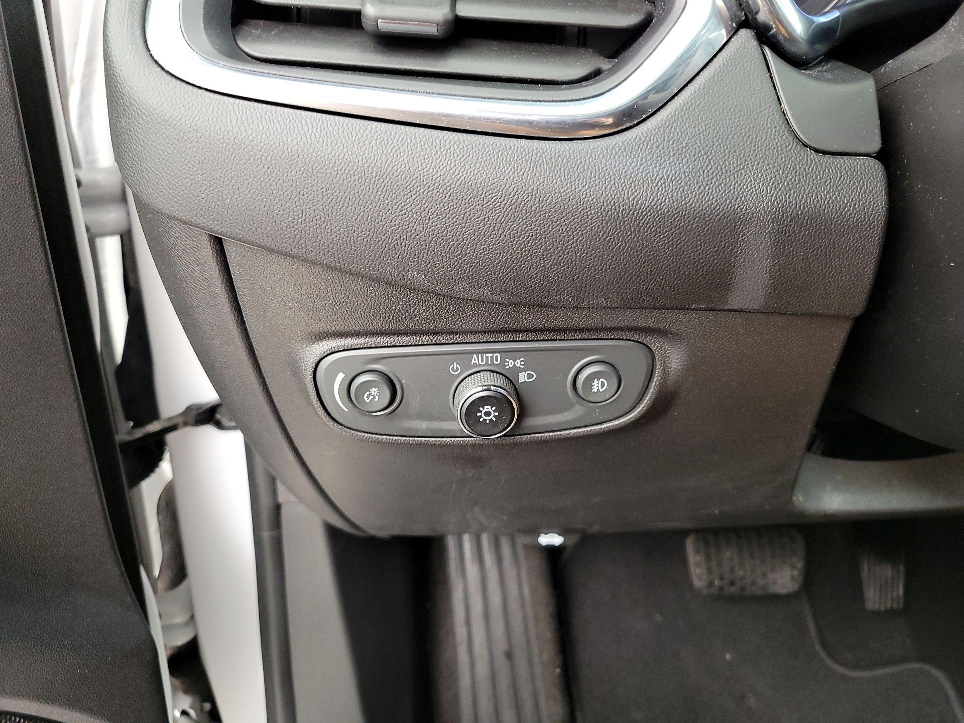 Thumbnail: 2023 Chevrolet Equinox - 13