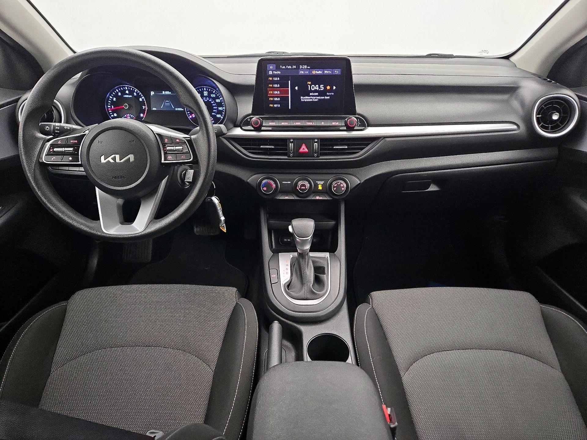 Thumbnail: 2024 Kia Forte - 9