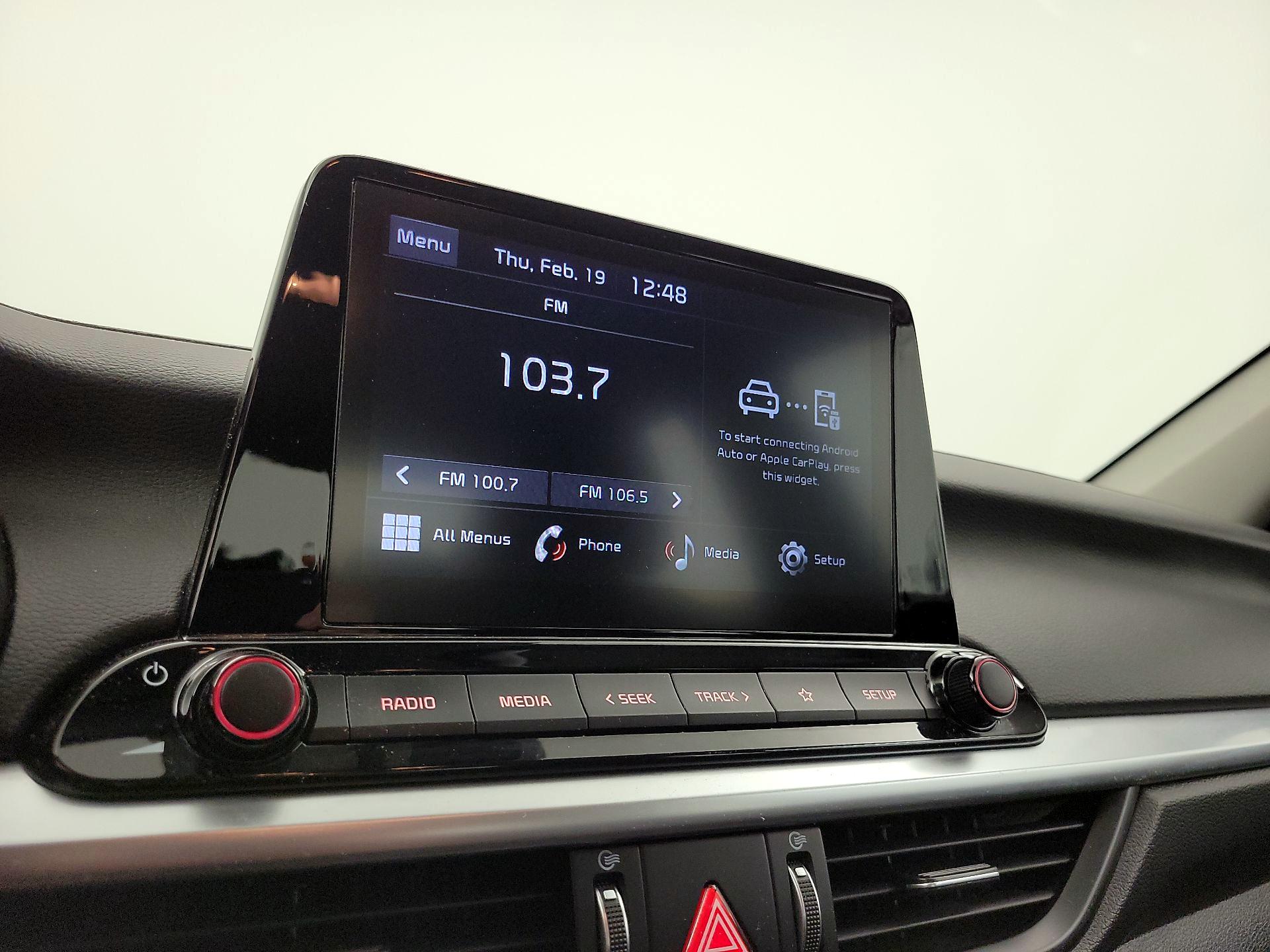 Thumbnail: 2023 Kia Forte - 15