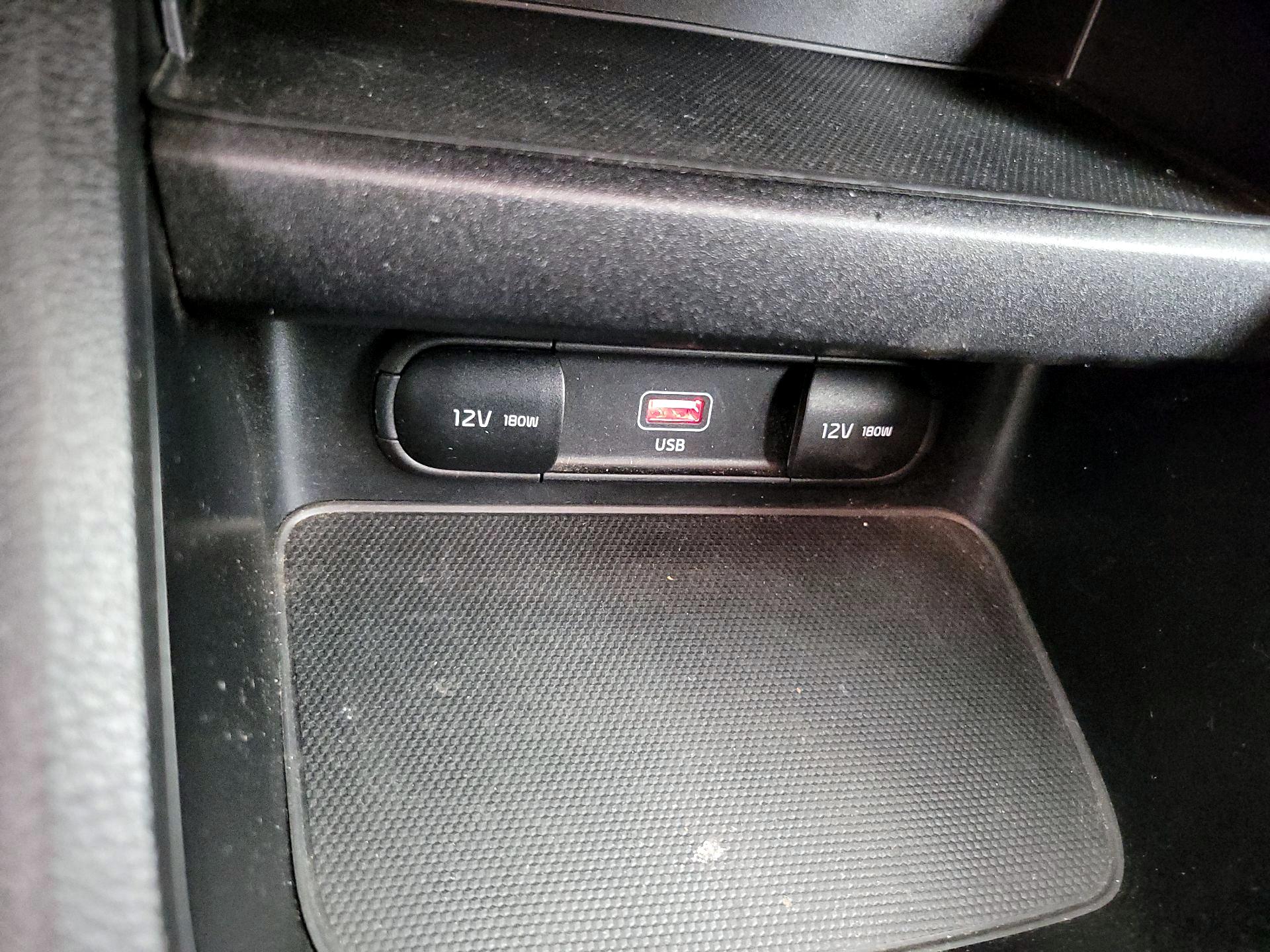 Thumbnail: 2023 Kia Forte - 18