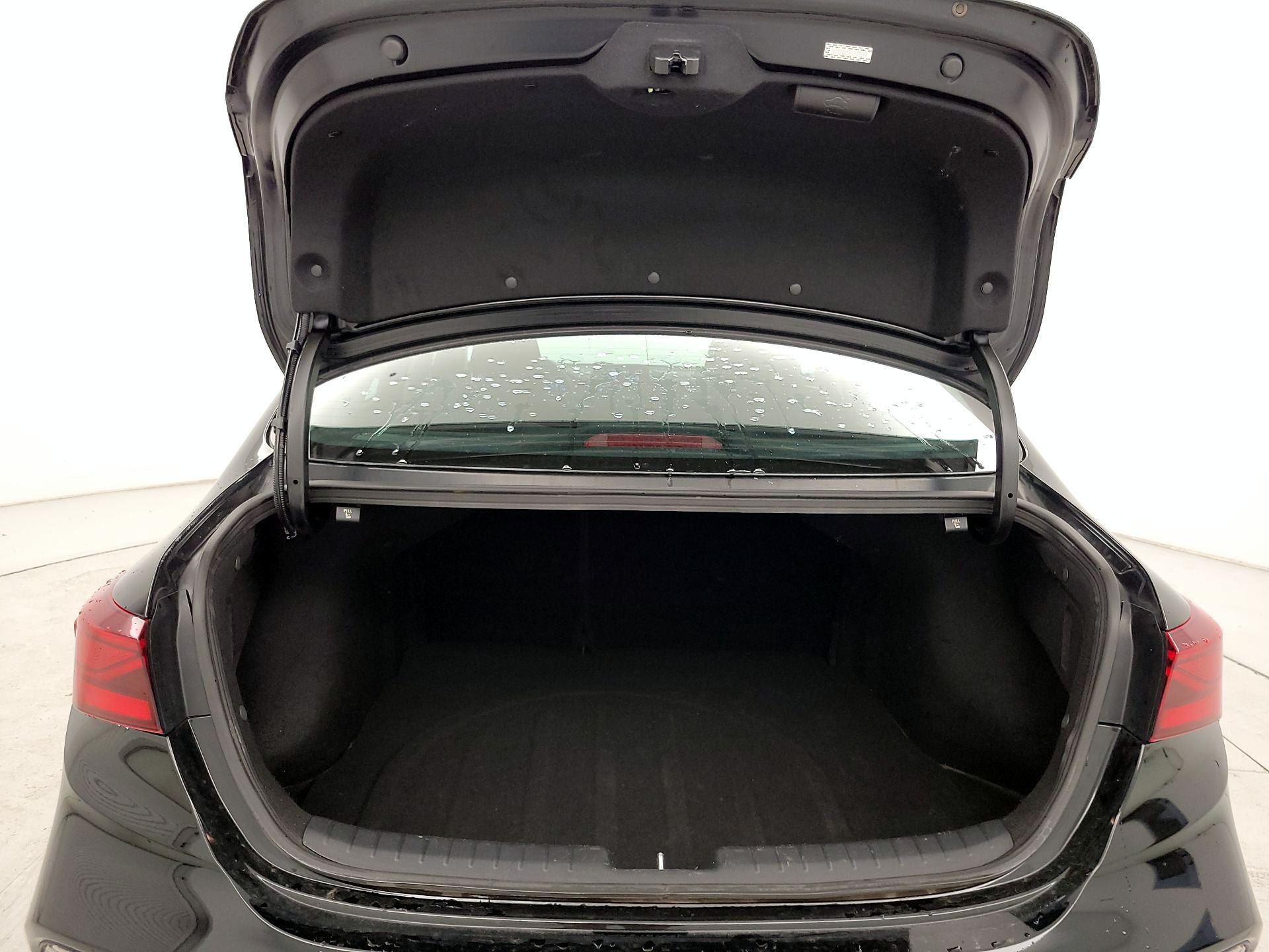 Thumbnail: 2023 Kia Forte - 20