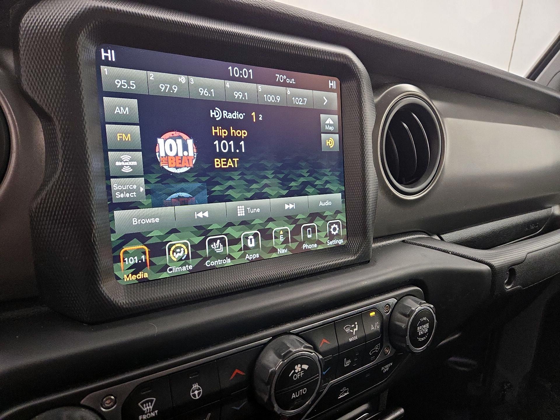 Thumbnail: 2022 Jeep Gladiator - 16