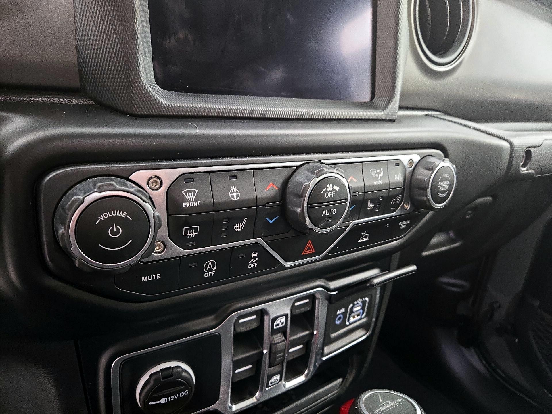 Thumbnail: 2022 Jeep Gladiator - 17