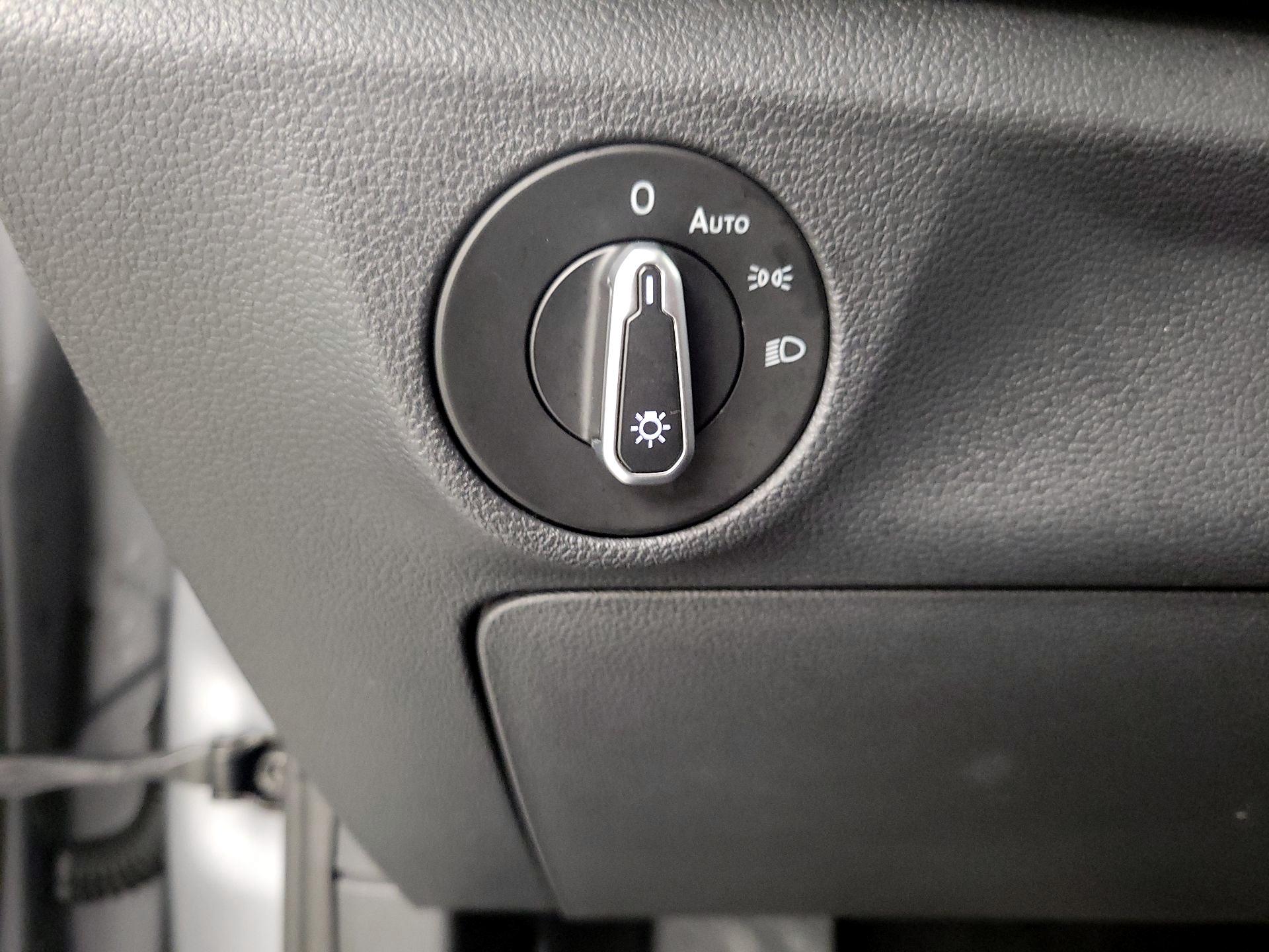 Thumbnail: 2024 Volkswagen Jetta - 13