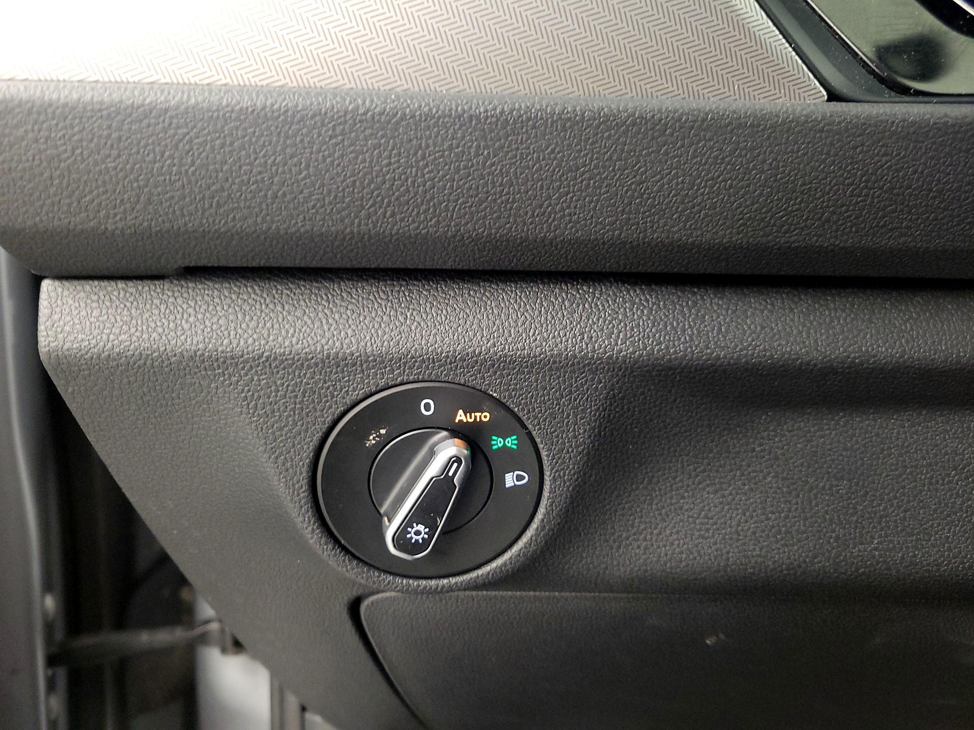 Thumbnail: 2024 Volkswagen Jetta - 13