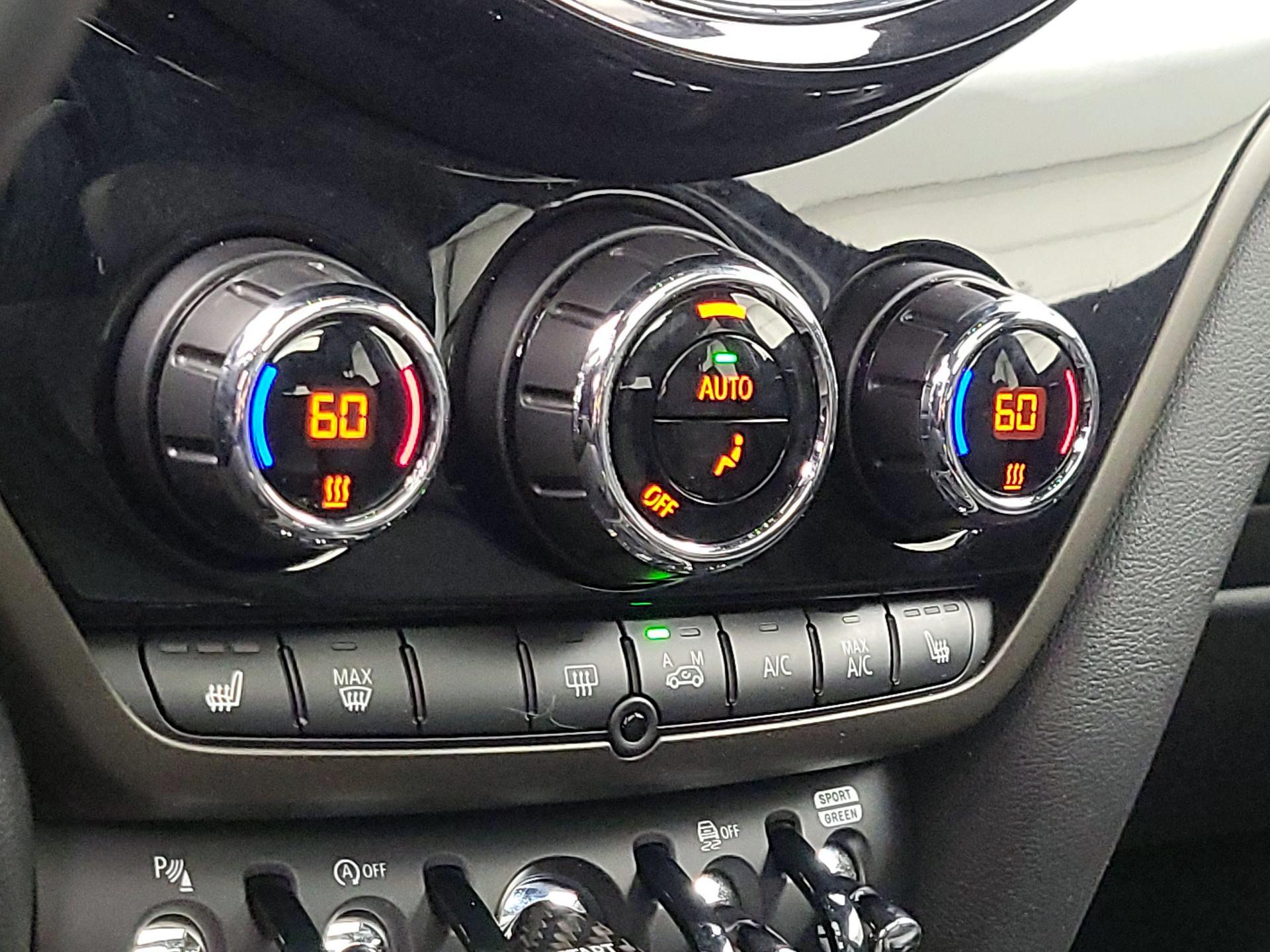 Thumbnail: 2023 MINI Cooper Countryman - 17