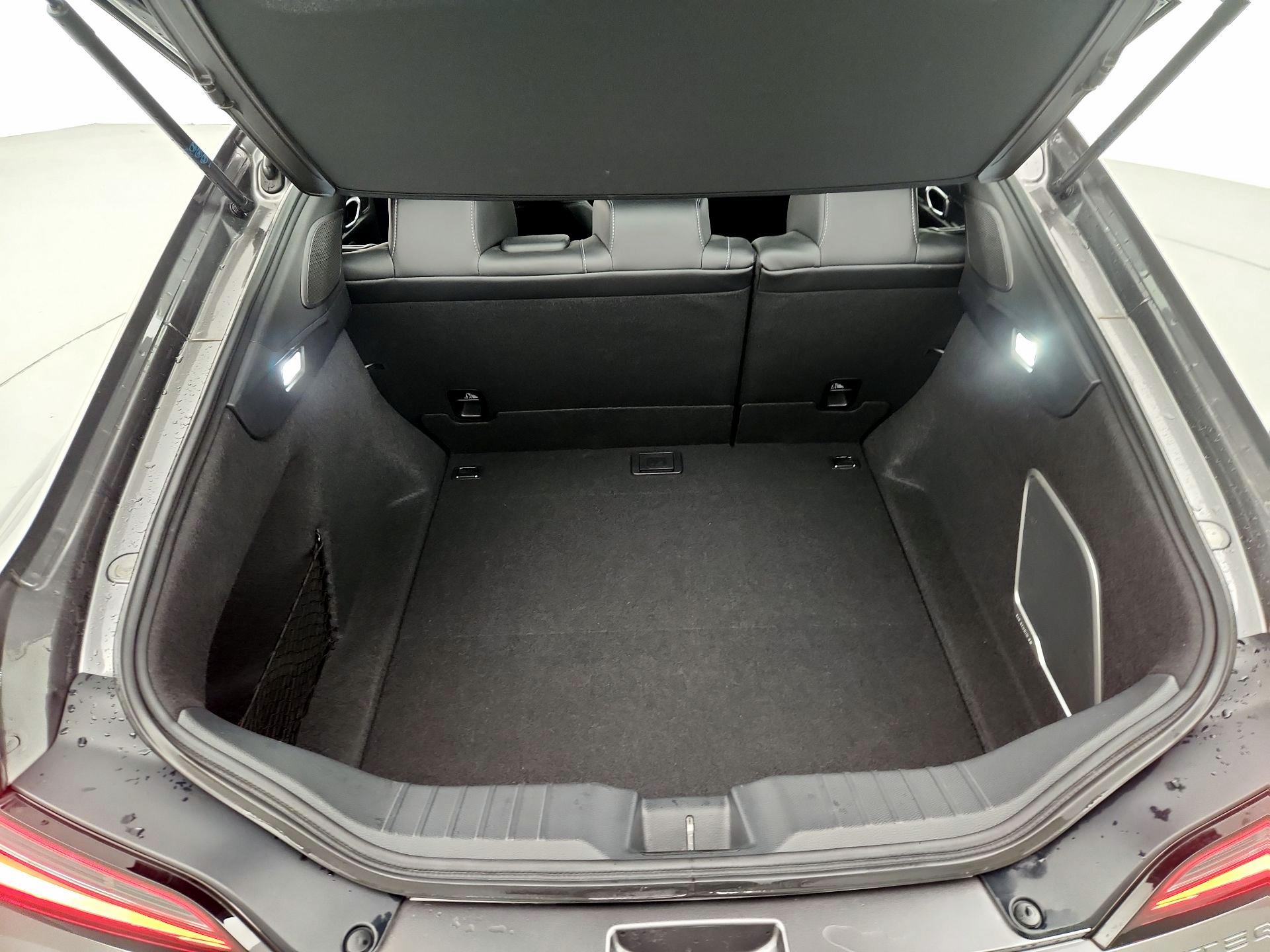 Thumbnail: 2023 Acura Integra - 20