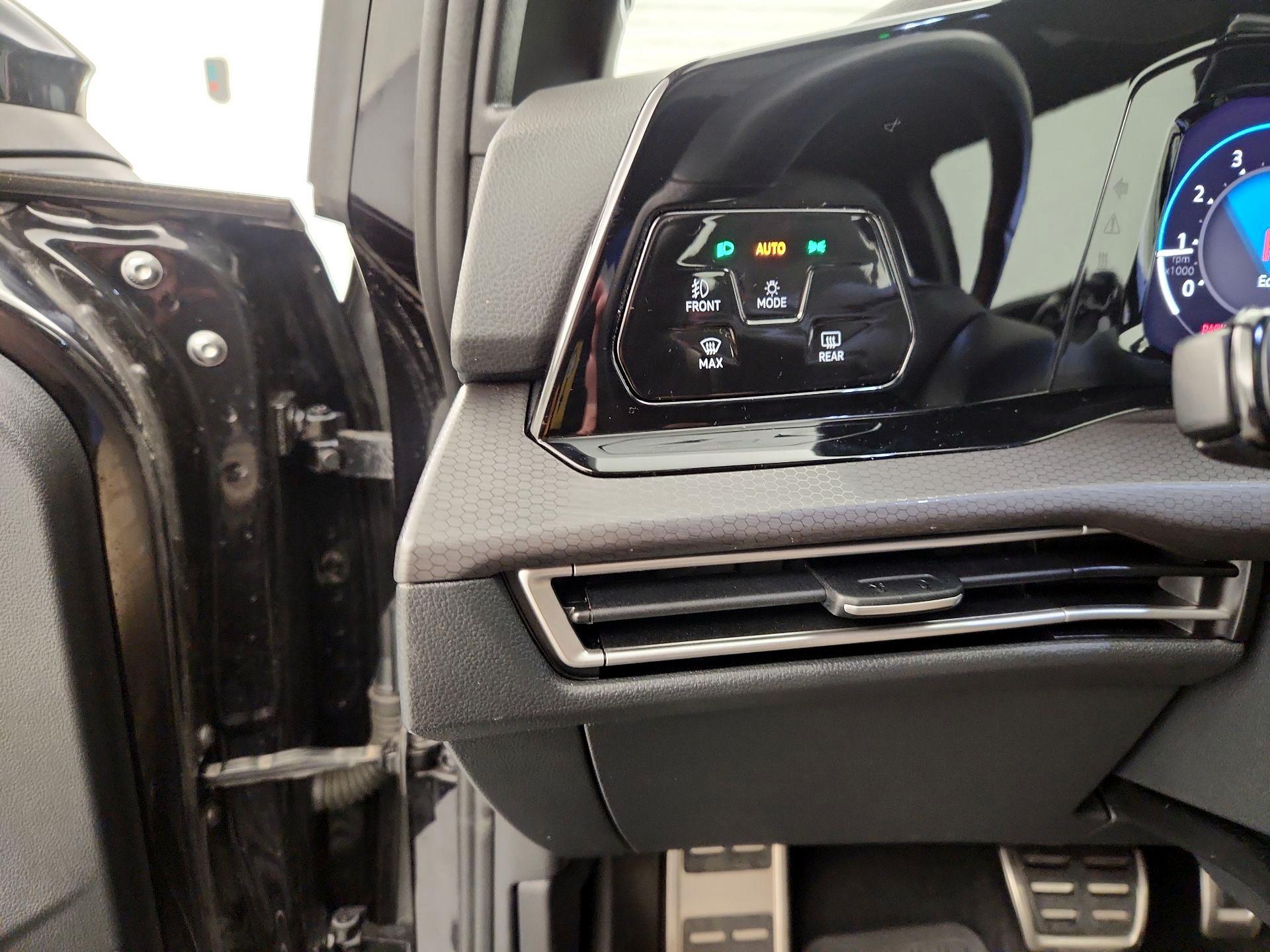 Thumbnail: 2023 Volkswagen Golf - 13