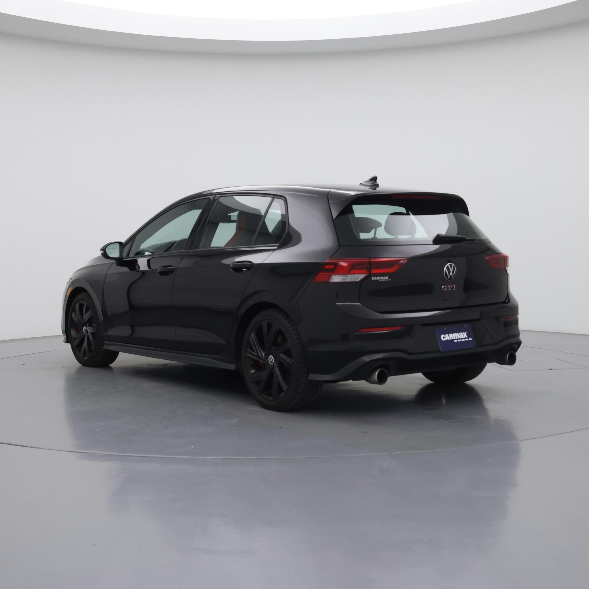 Thumbnail: 2023 Volkswagen Golf - 2