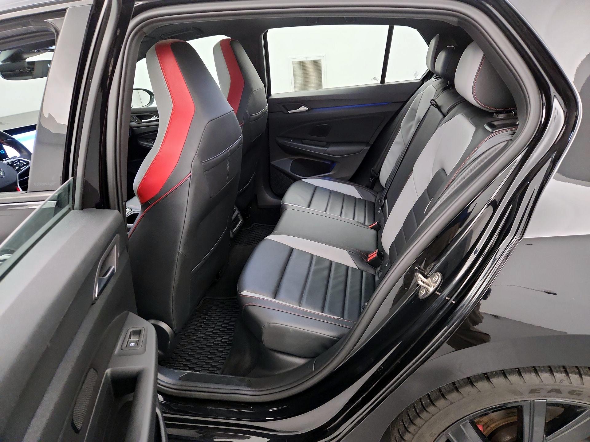 Thumbnail: 2023 Volkswagen Golf - 20