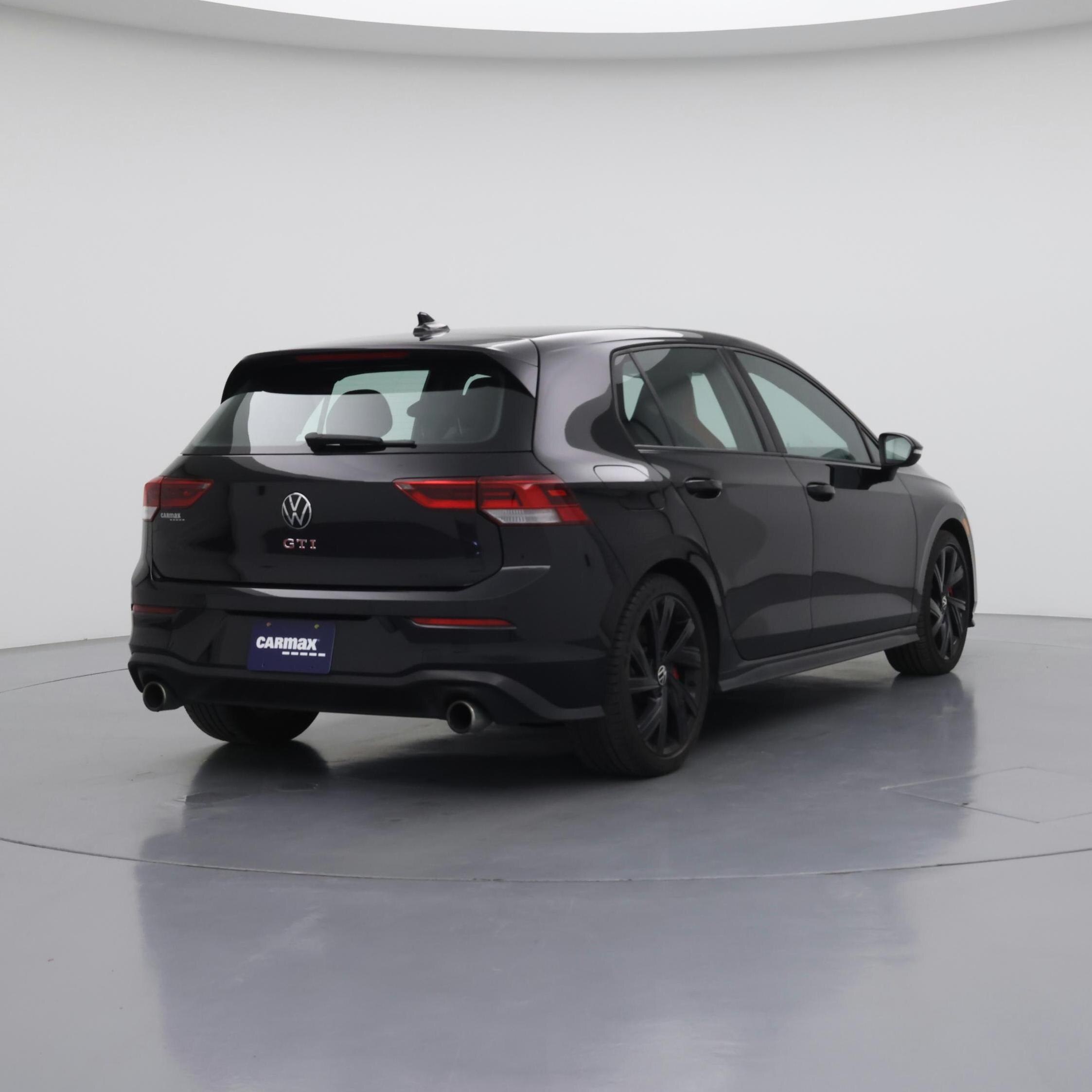 Thumbnail: 2023 Volkswagen Golf - 8