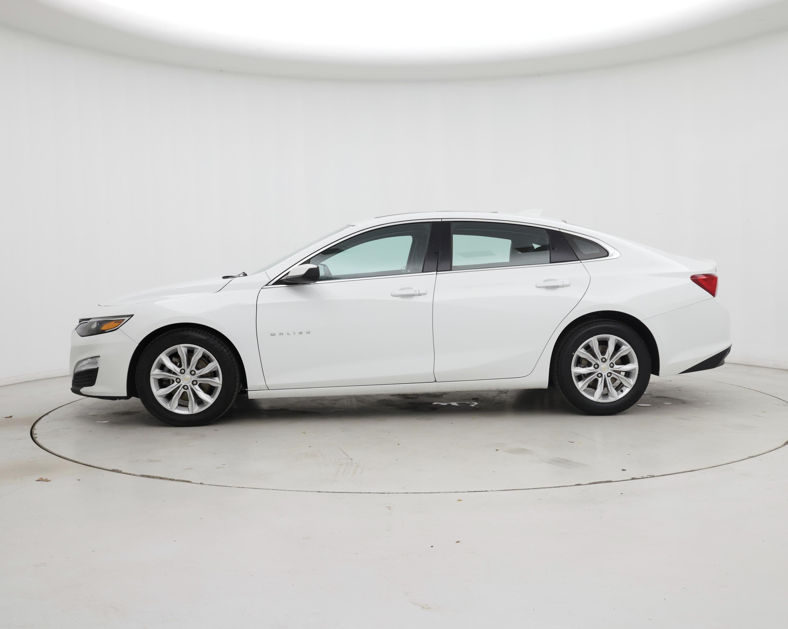 Thumbnail: 2024 Chevrolet Malibu - 3