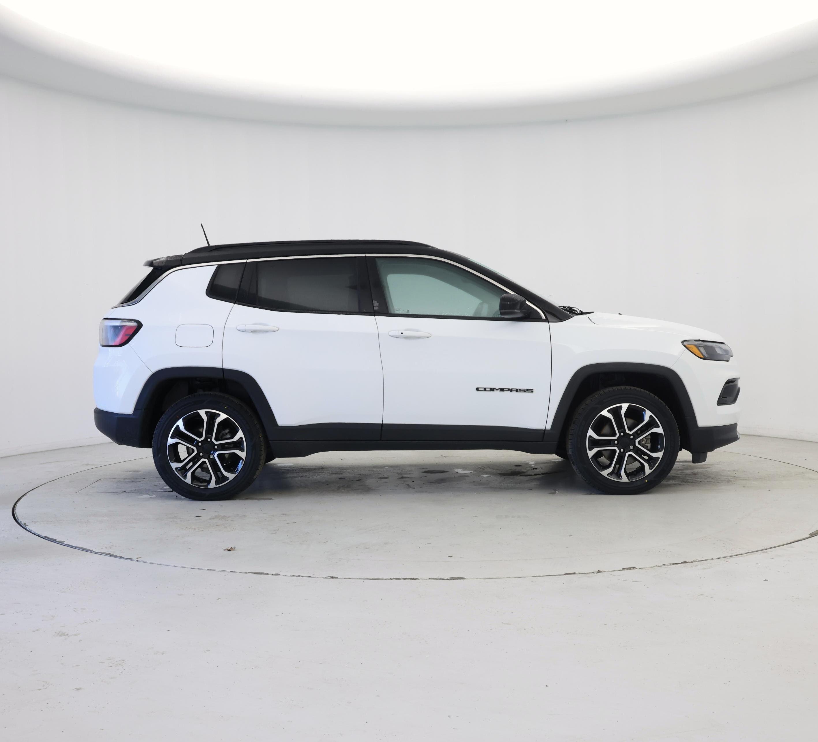 Thumbnail: 2022 Jeep Compass - 7