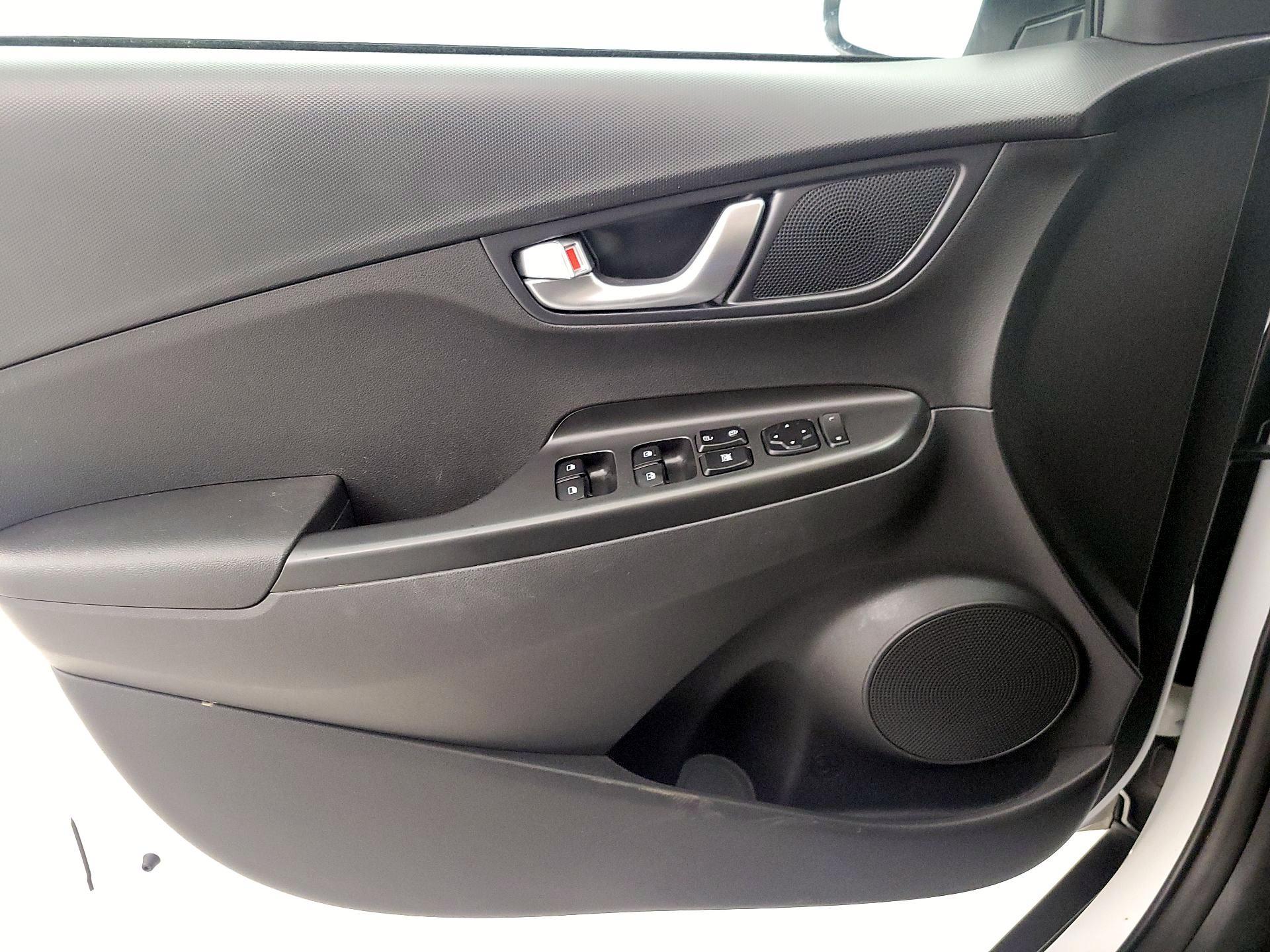 Thumbnail: 2023 Hyundai Kona - 12