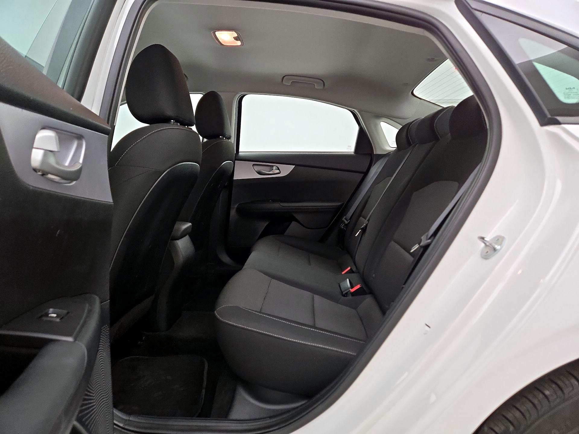 Thumbnail: 2024 Kia Forte - 19