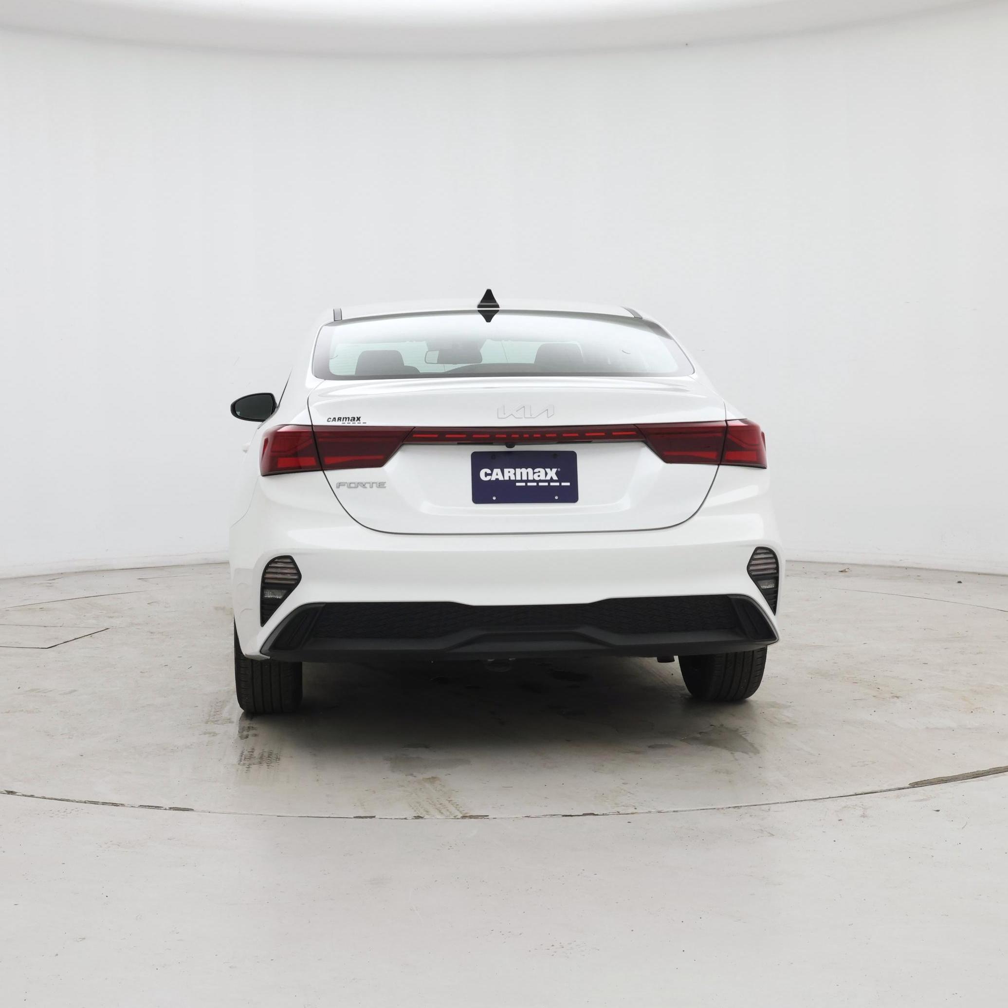 Thumbnail: 2024 Kia Forte - 6