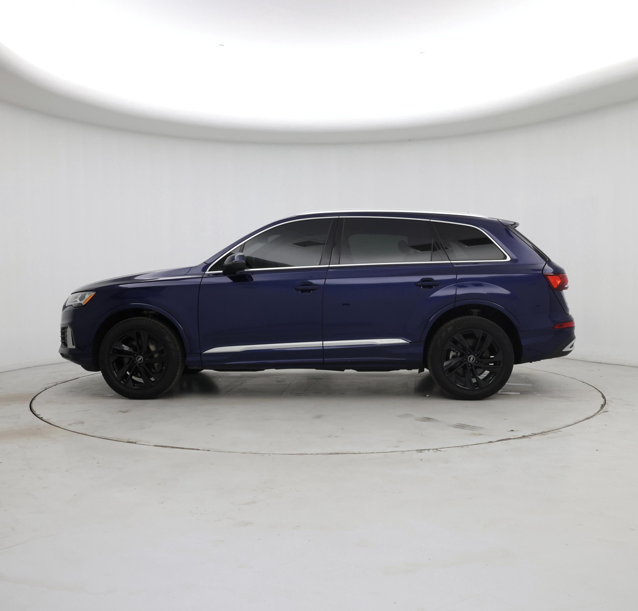 Thumbnail: 2023 Audi Q7 - 3