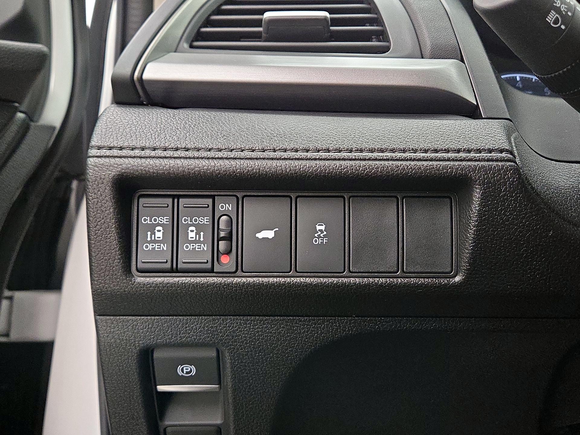 Thumbnail: 2025 Honda Odyssey - 13