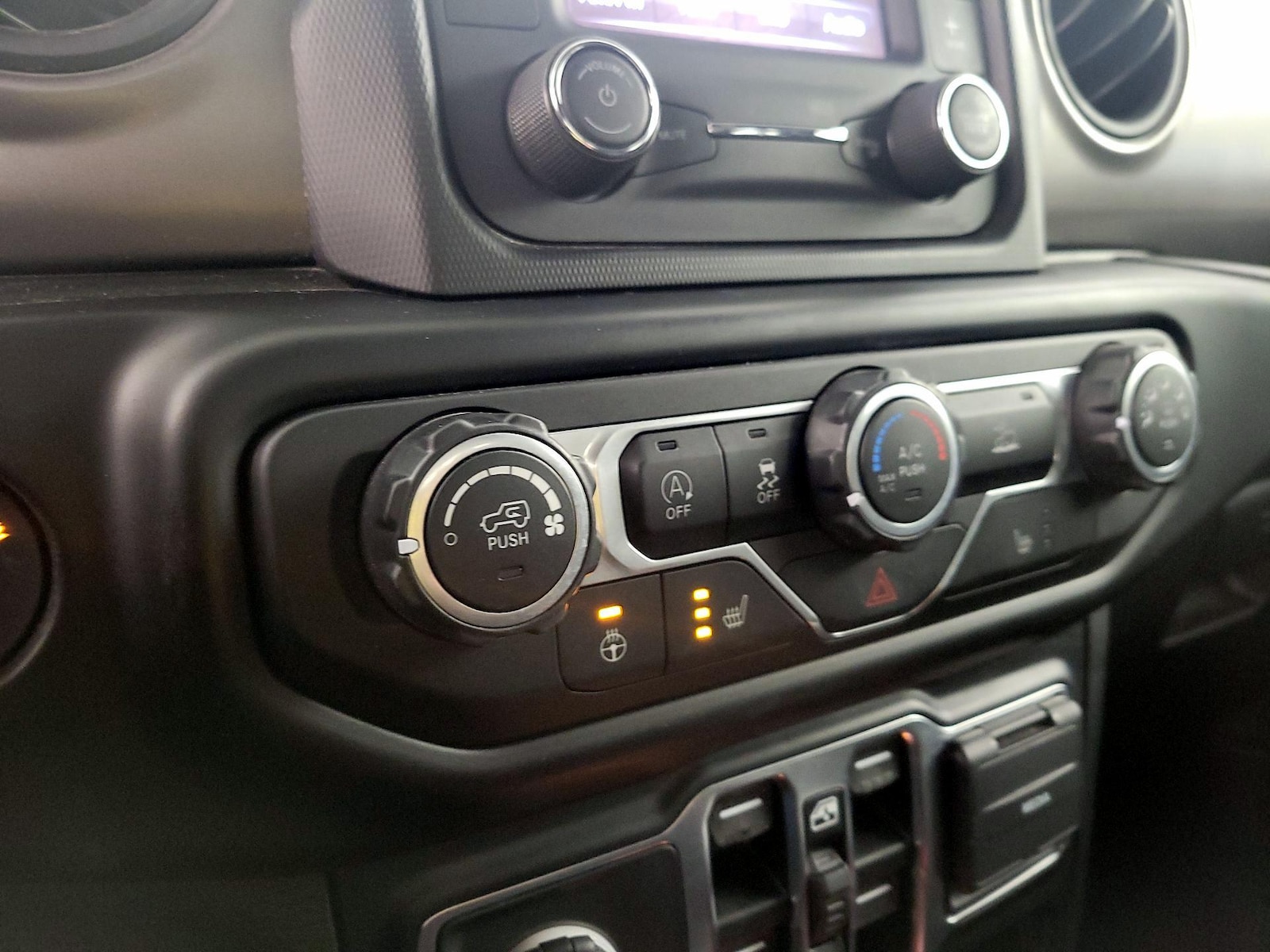 2021 Jeep Gladiator WILLYS - Photo 17