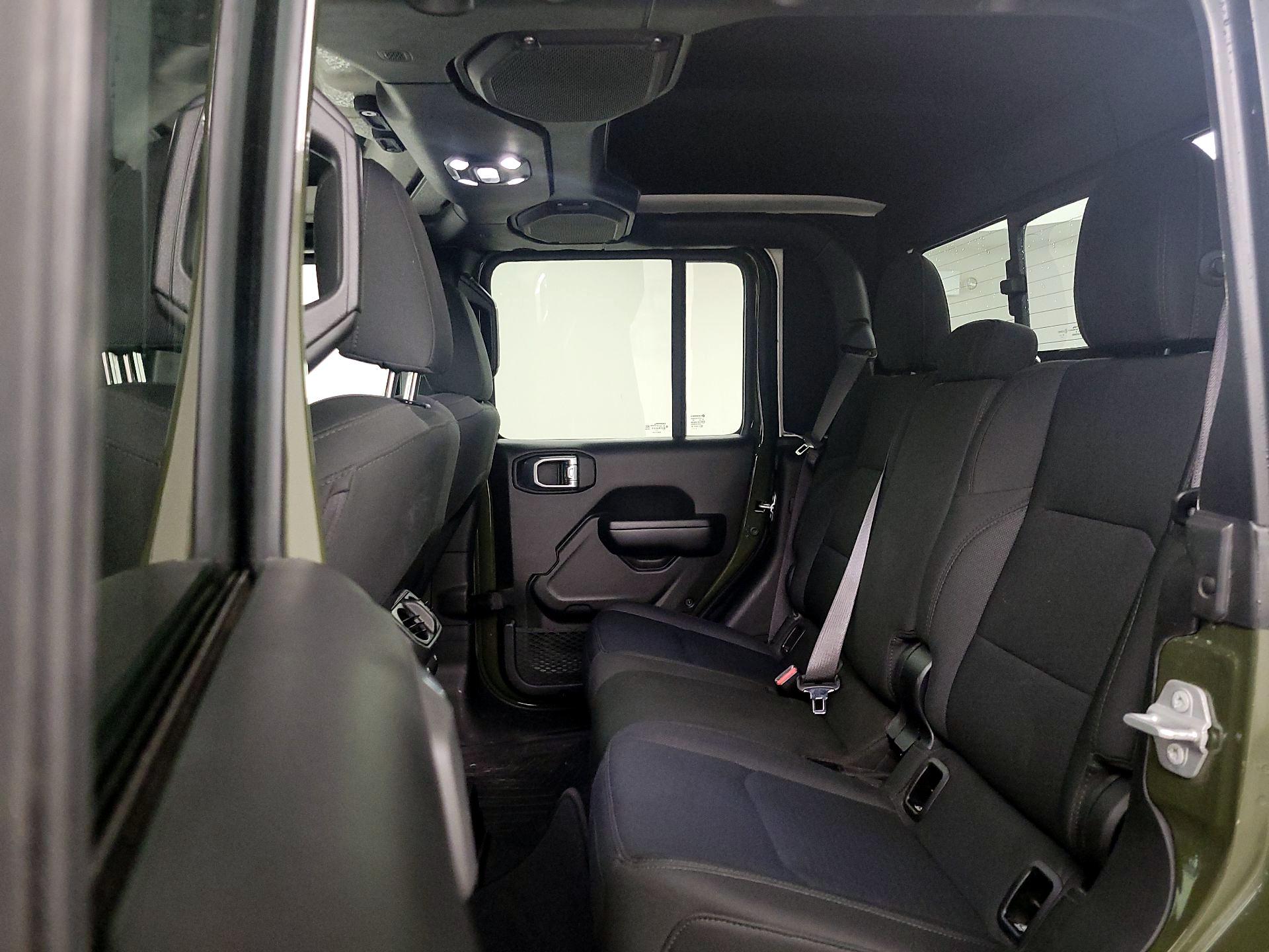 Thumbnail: 2021 Jeep Gladiator - 20