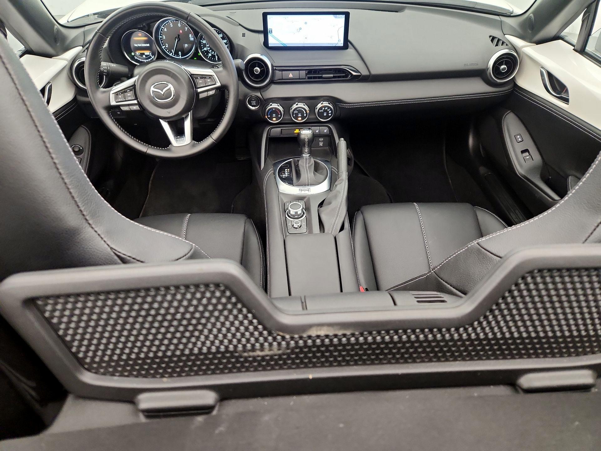Thumbnail: 2024 Mazda MX-5 Miata - 9