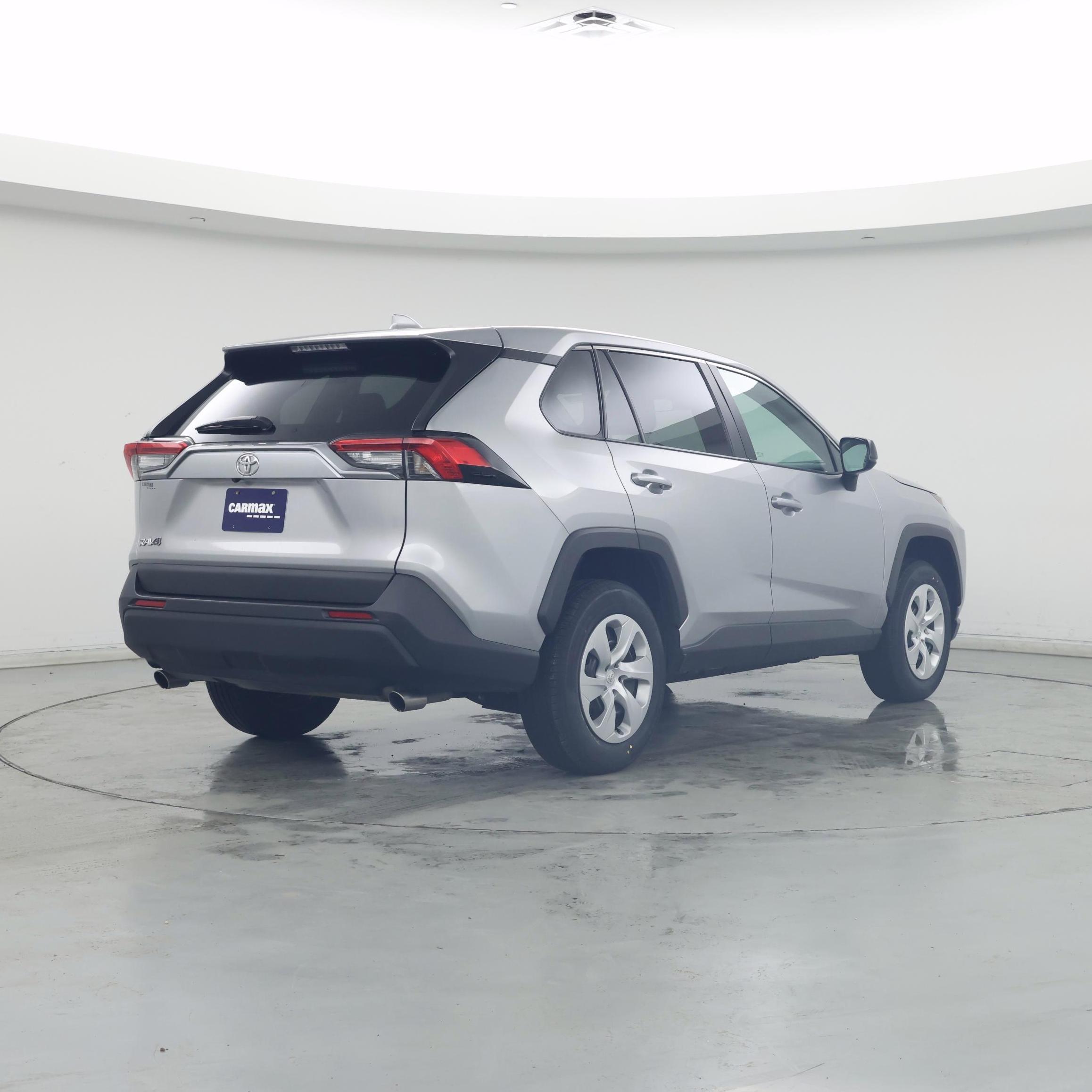 Thumbnail: 2024 Toyota RAV4 - 8