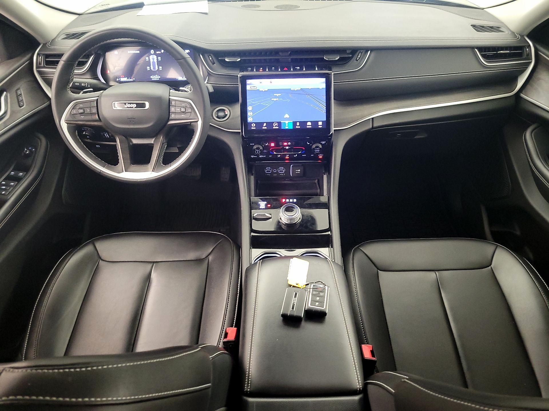 Thumbnail: 2023 Jeep Grand Cherokee - 9