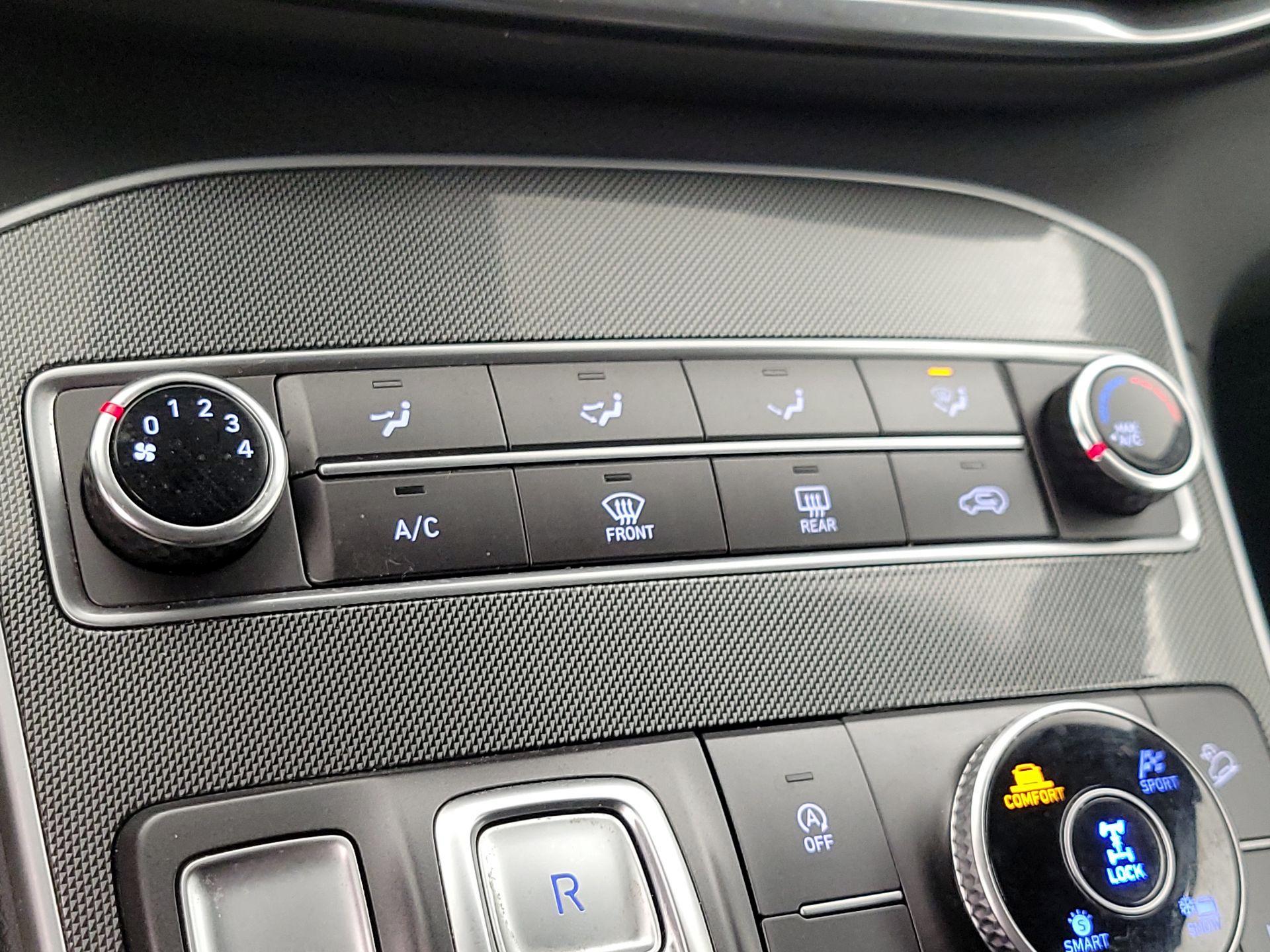 Thumbnail: 2023 Hyundai Santa Fe - 16