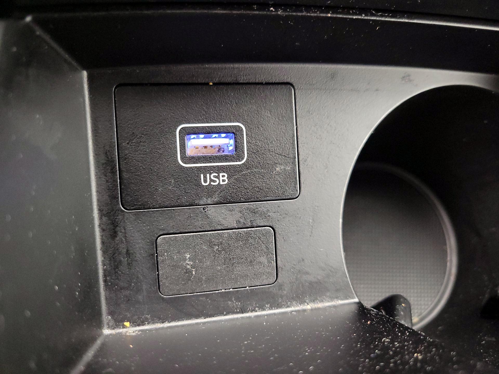 Thumbnail: 2023 Hyundai Santa Fe - 18