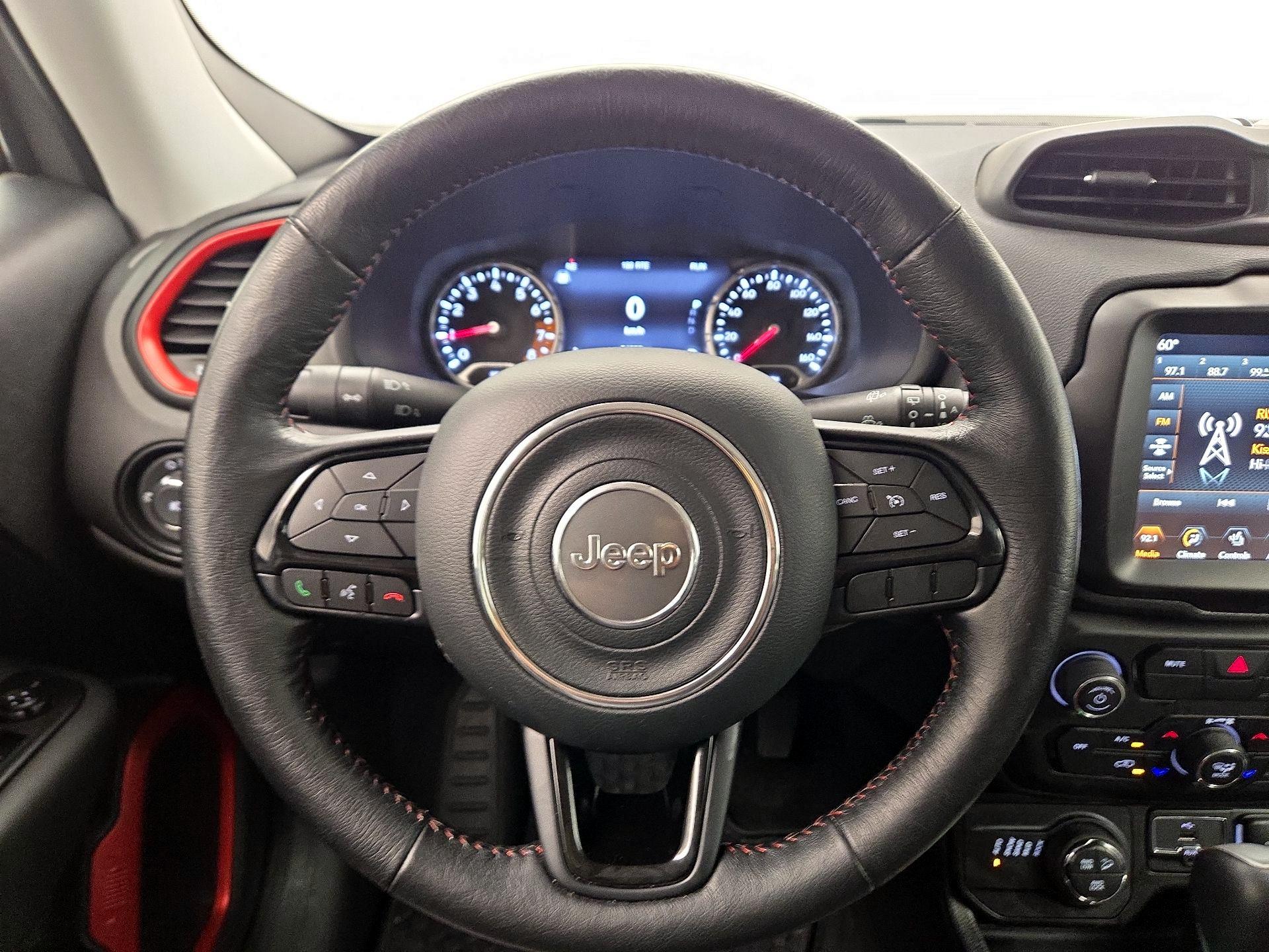 Thumbnail: 2022 Jeep Renegade - 10