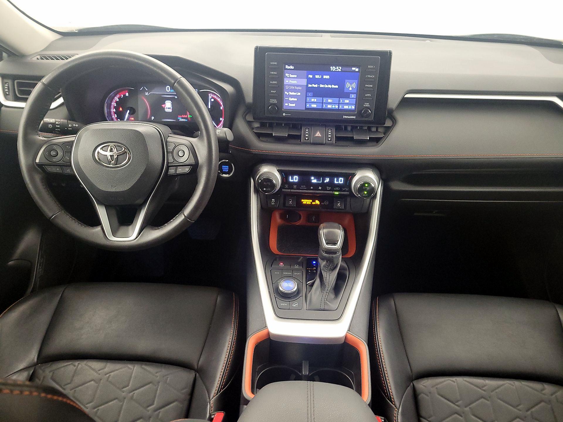 Thumbnail: 2022 Toyota RAV4 - 9