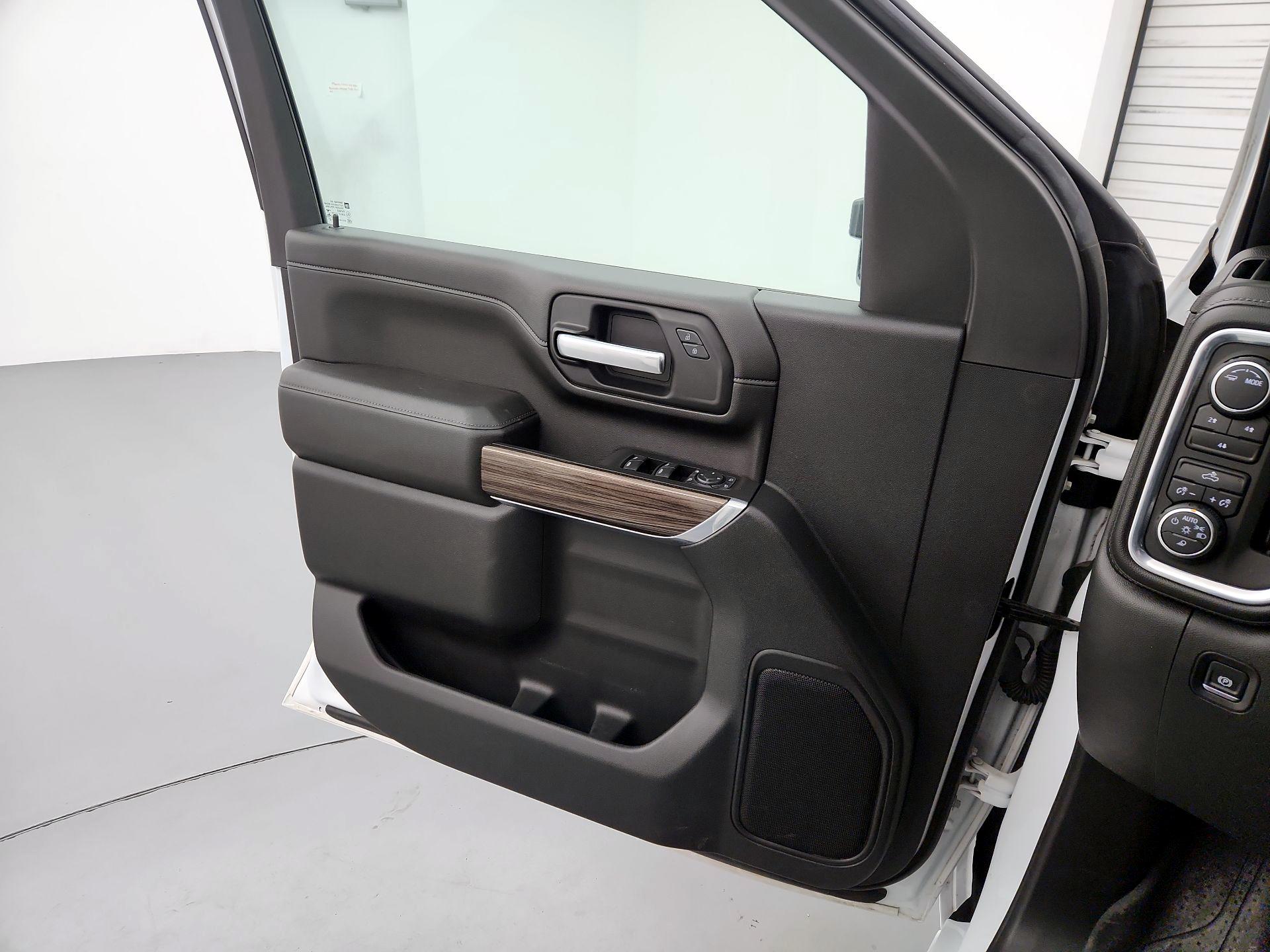 Thumbnail: 2021 Chevrolet Silverado 2500 - 12