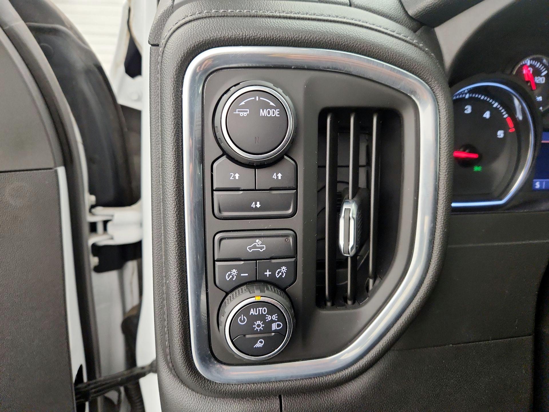 Thumbnail: 2021 Chevrolet Silverado 2500 - 13