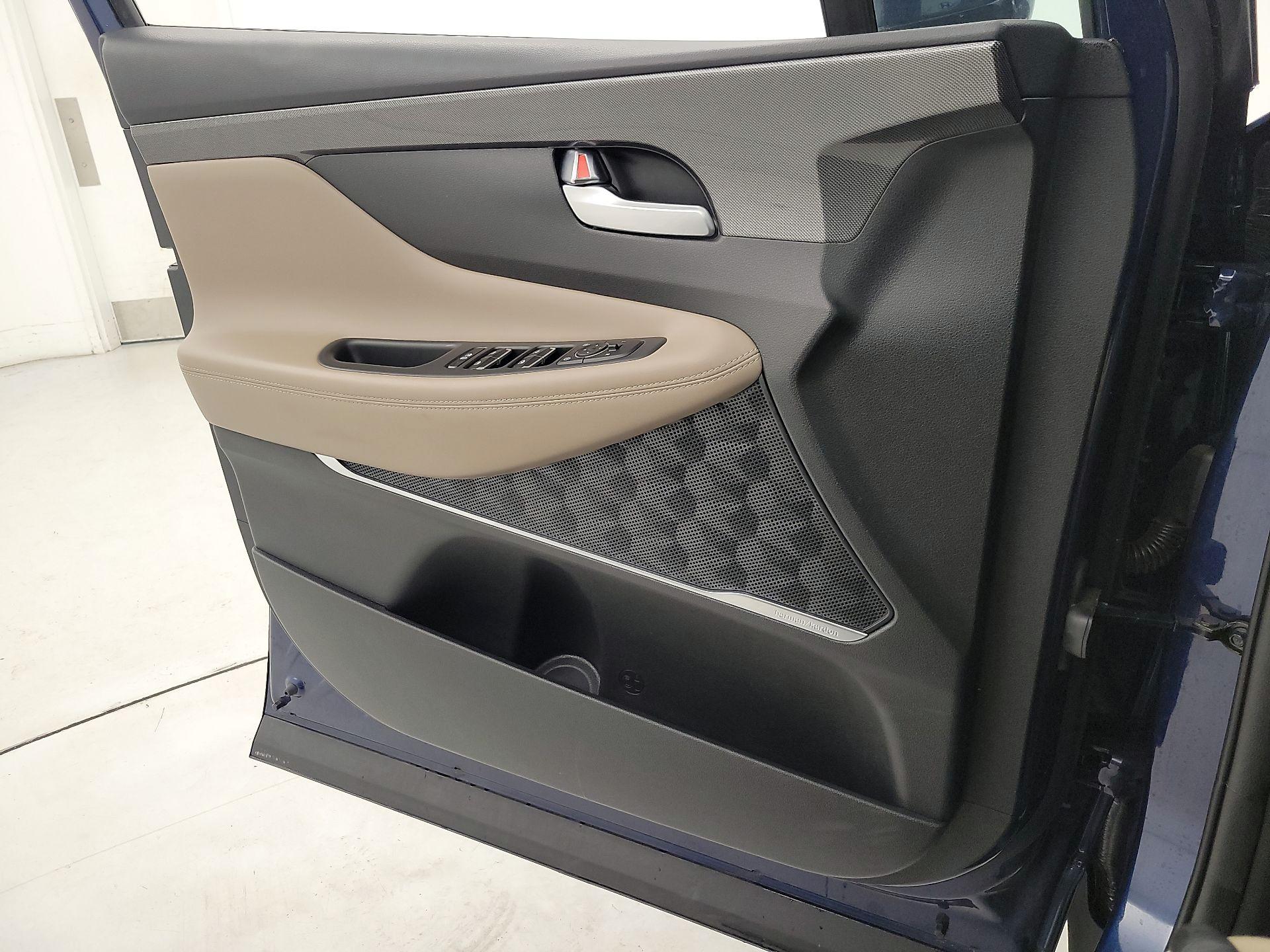 Thumbnail: 2023 Hyundai Santa Fe - 12