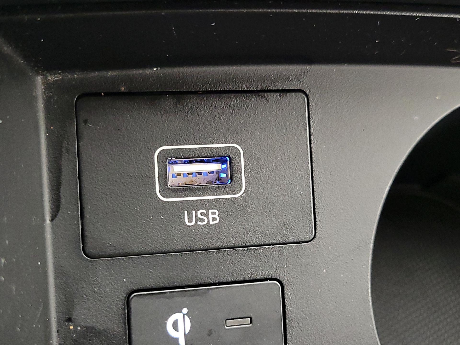 Thumbnail: 2023 Hyundai Santa Fe - 19