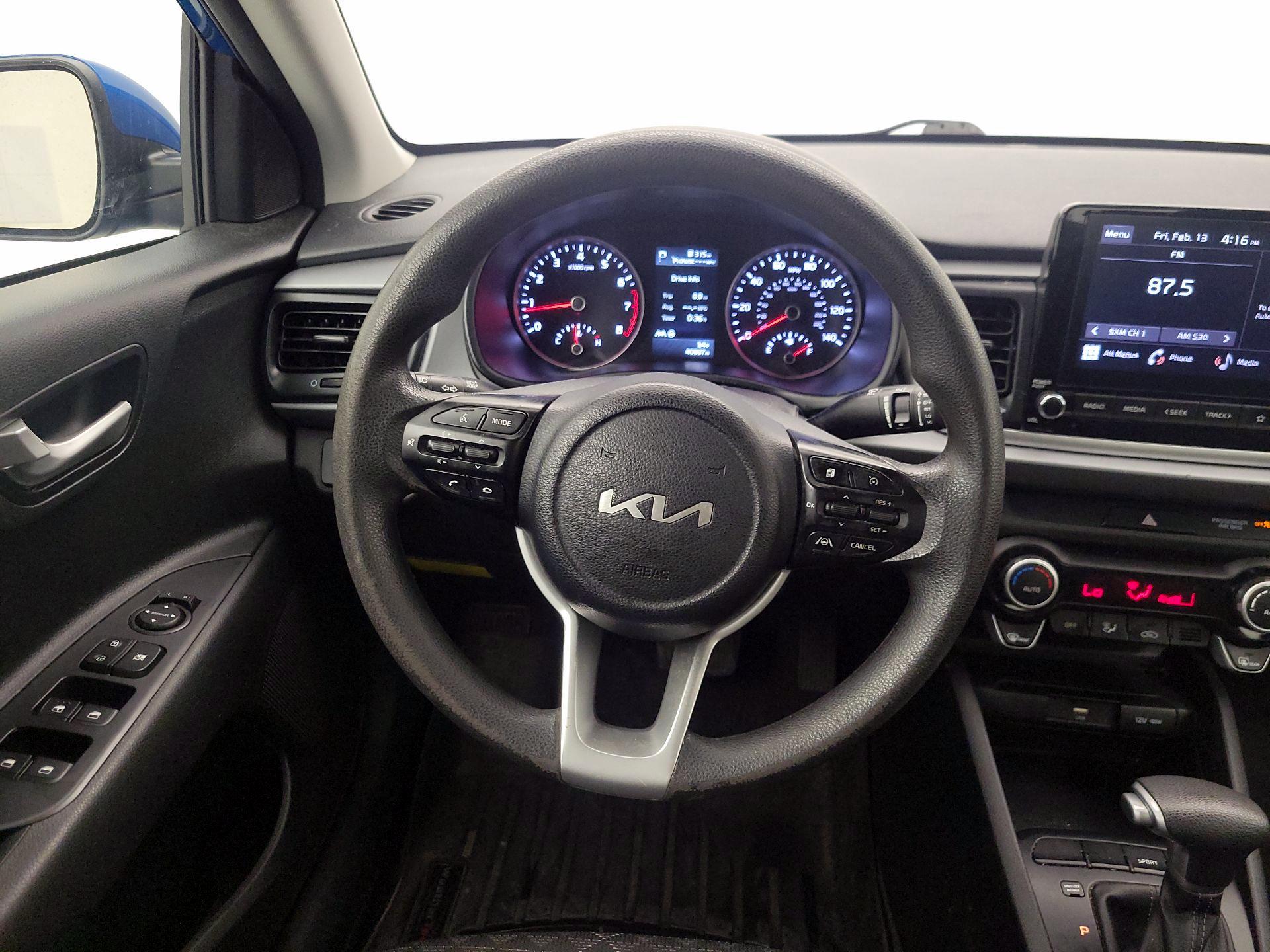 Thumbnail: 2023 Kia Rio - 10