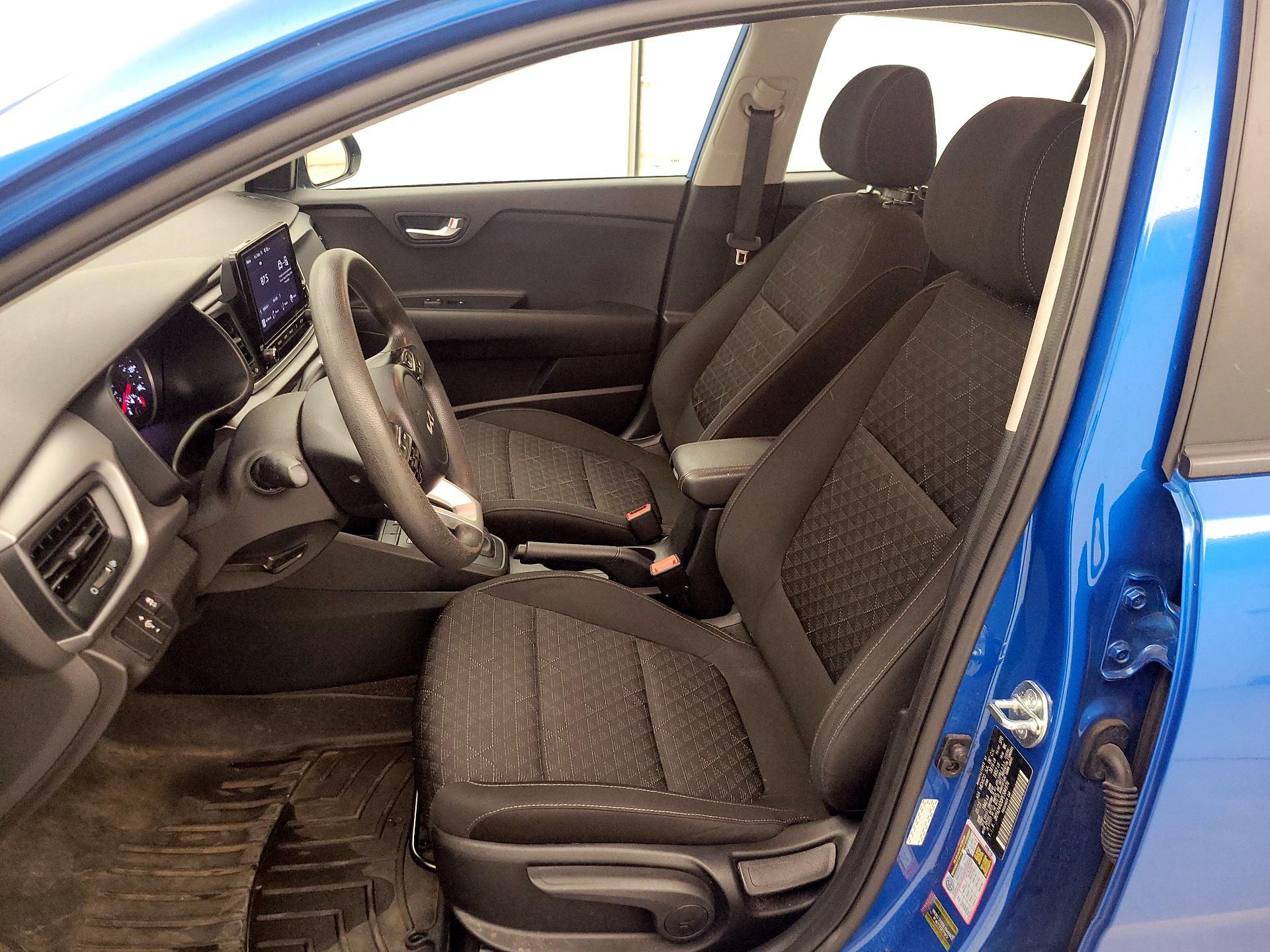 Thumbnail: 2023 Kia Rio - 11