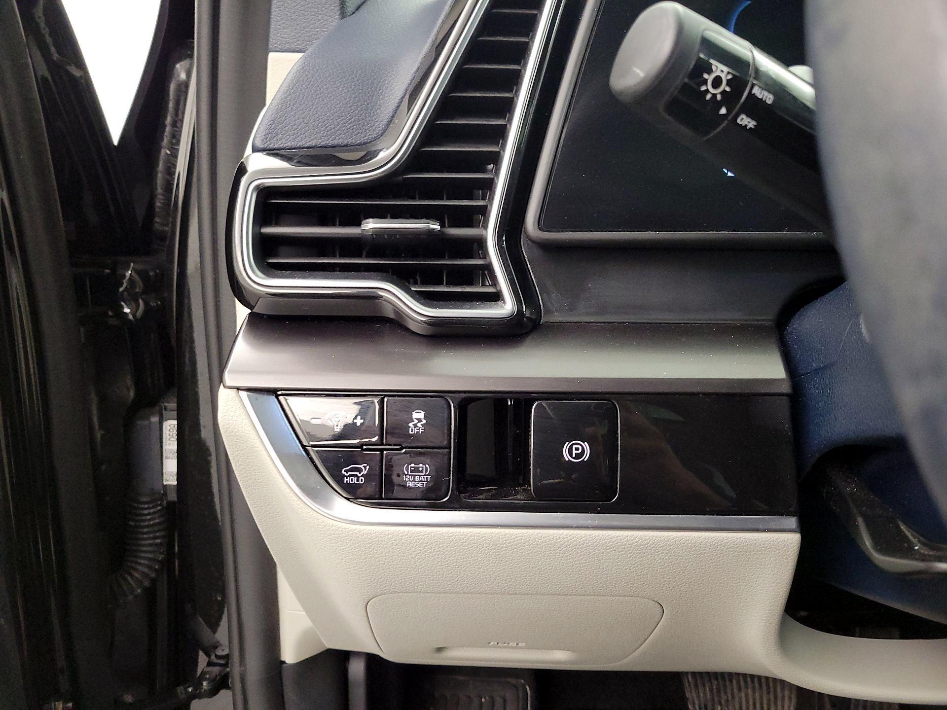 Thumbnail: 2024 Kia Sportage - 13