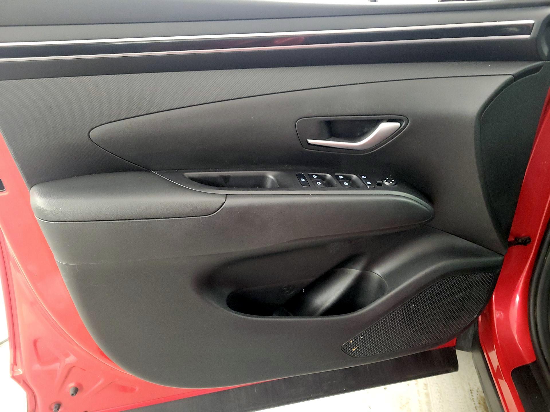 Thumbnail: 2023 Hyundai Tucson - 12