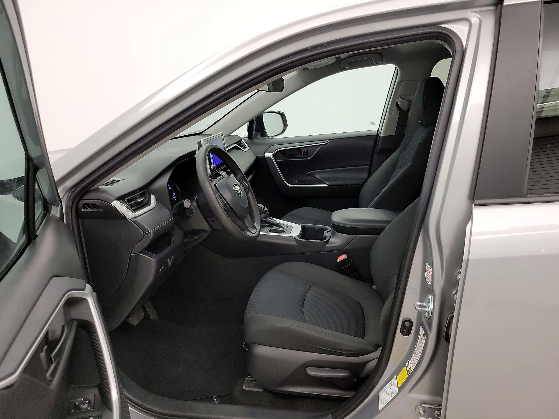 Thumbnail: 2024 Toyota RAV4 - 11