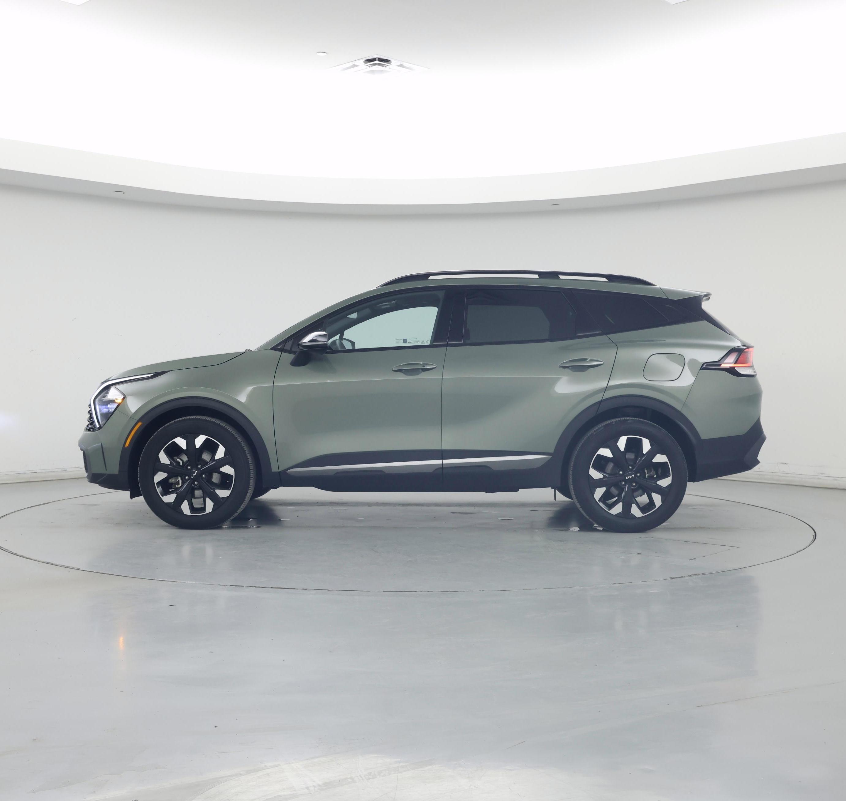 Thumbnail: 2023 Kia Sportage - 3