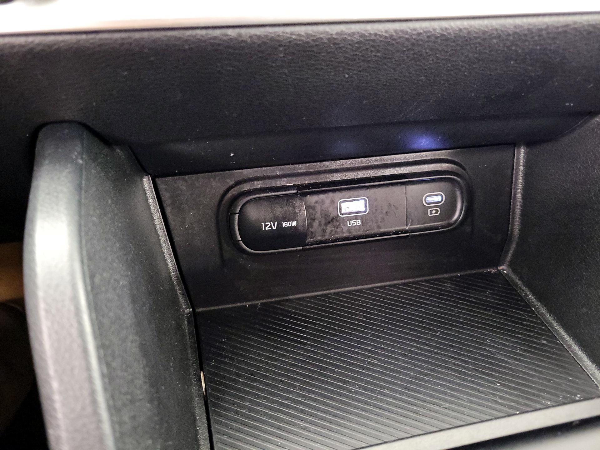 Thumbnail: 2024 Kia Sportage - 18