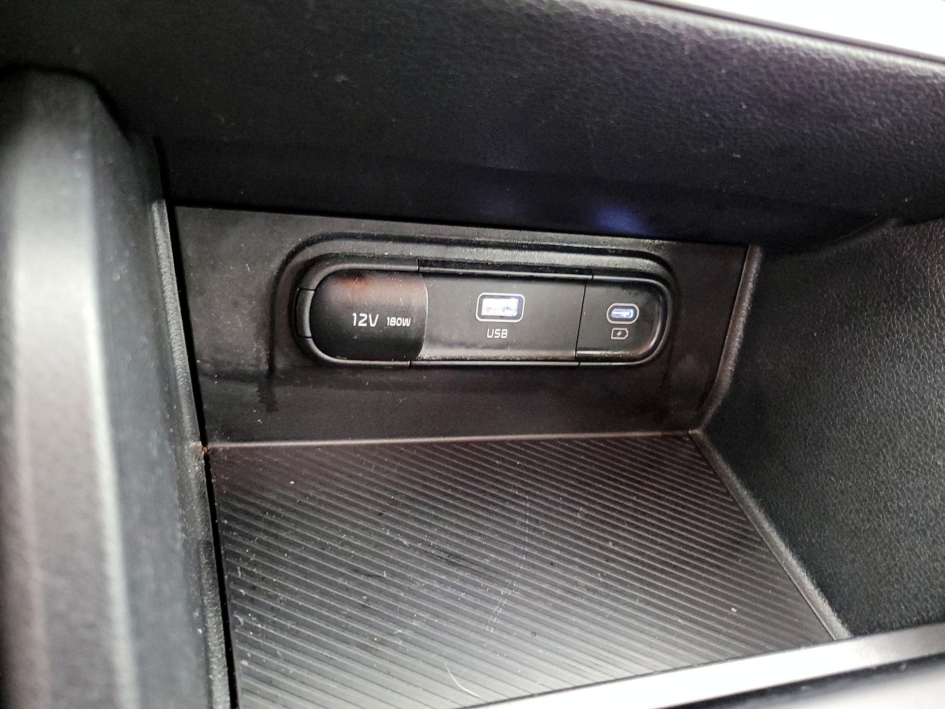 Thumbnail: 2024 Kia Sportage - 18