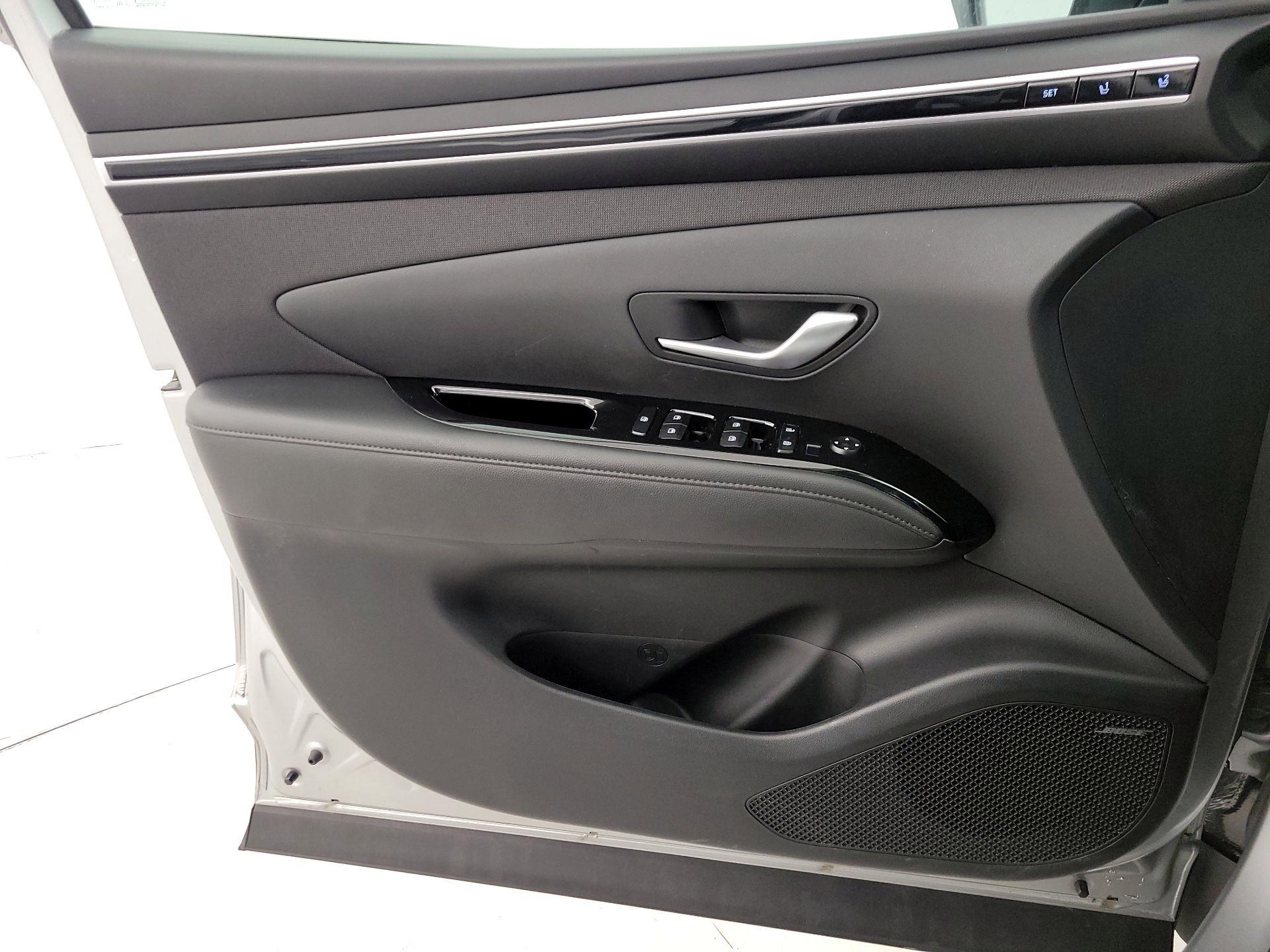 Thumbnail: 2023 Hyundai Tucson - 12