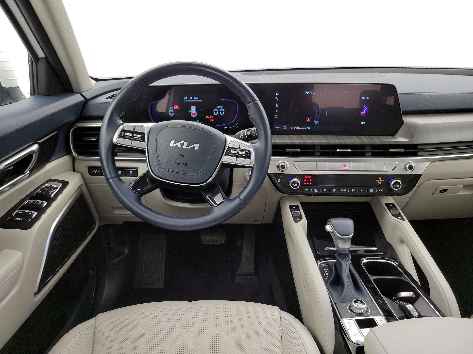 Thumbnail: 2023 Kia Telluride - 10