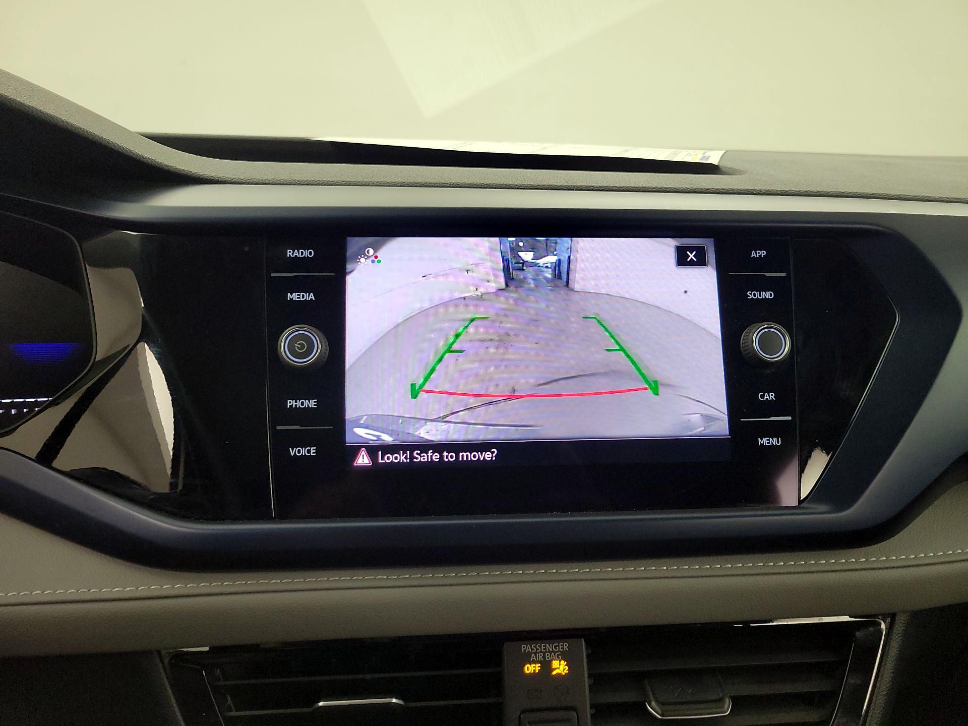 Thumbnail: 2024 Volkswagen Taos - 14