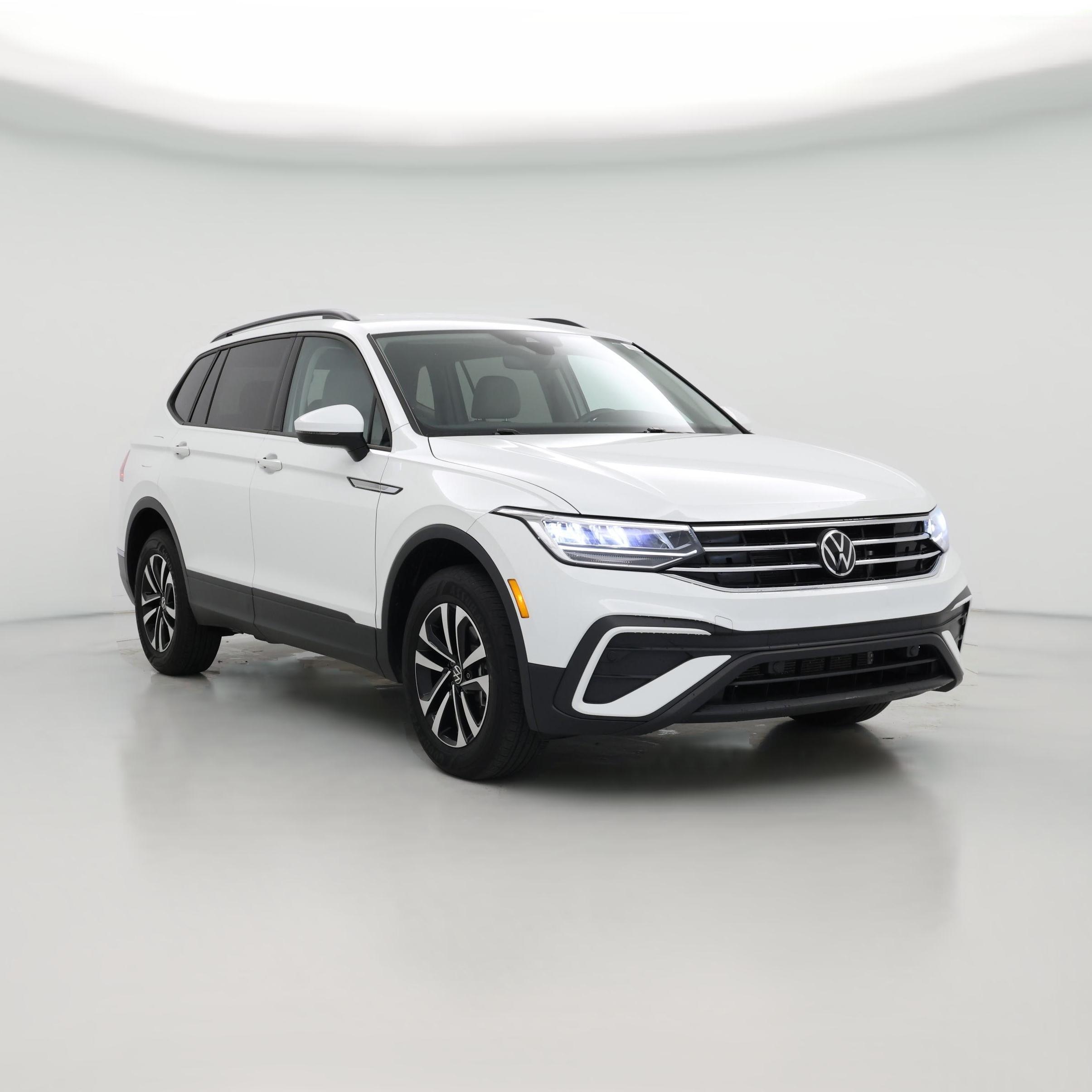 Thumbnail: 2023 Volkswagen Tiguan - 1