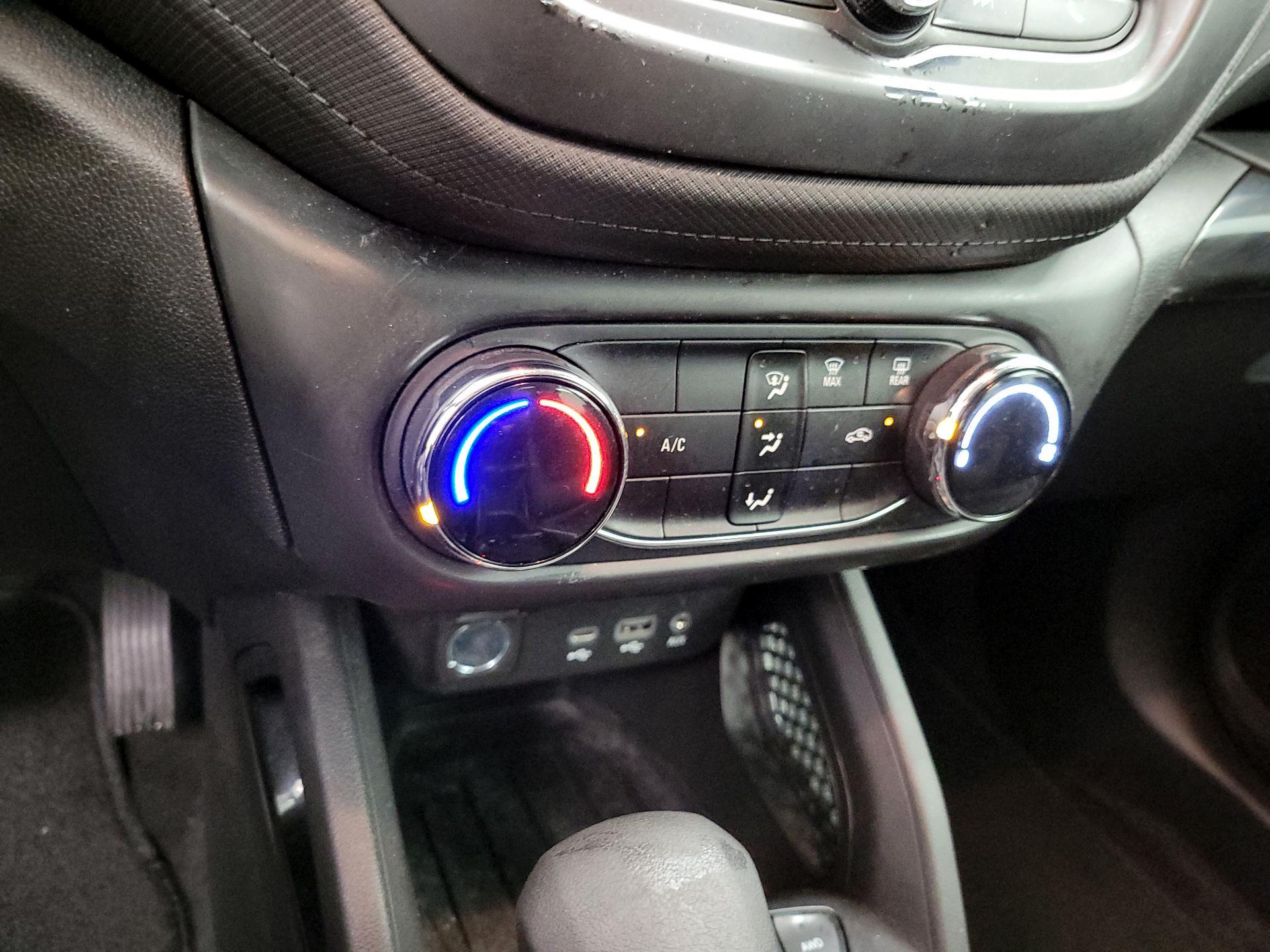 Thumbnail: 2023 Chevrolet TrailBlazer - 16