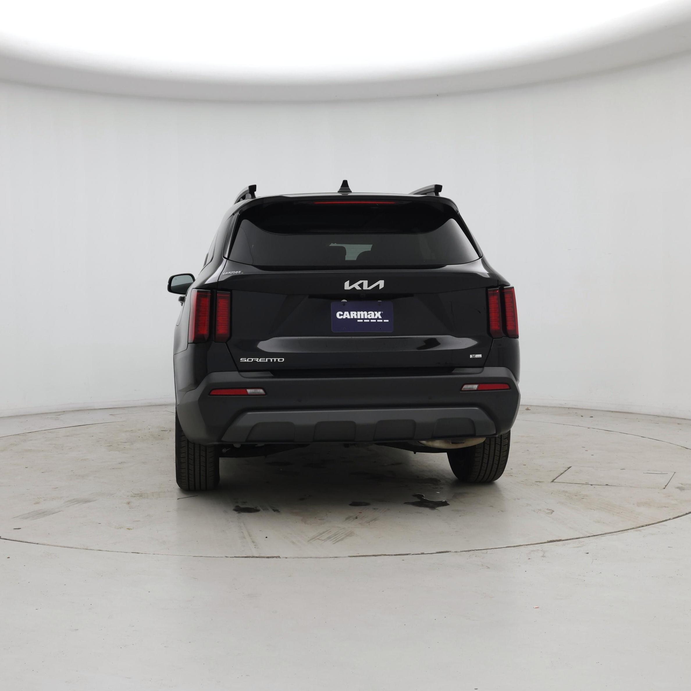 Thumbnail: 2023 Kia Sorento - 6